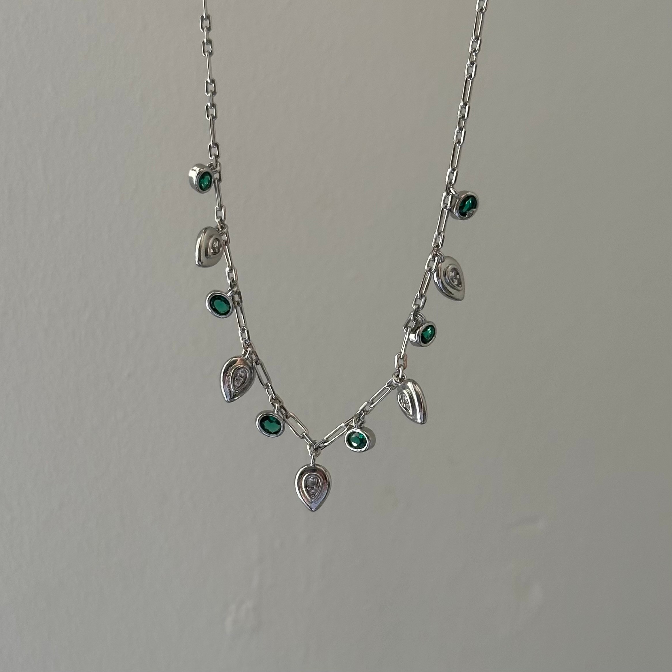 Özel Seri Yeşil Silver Charm Kolye