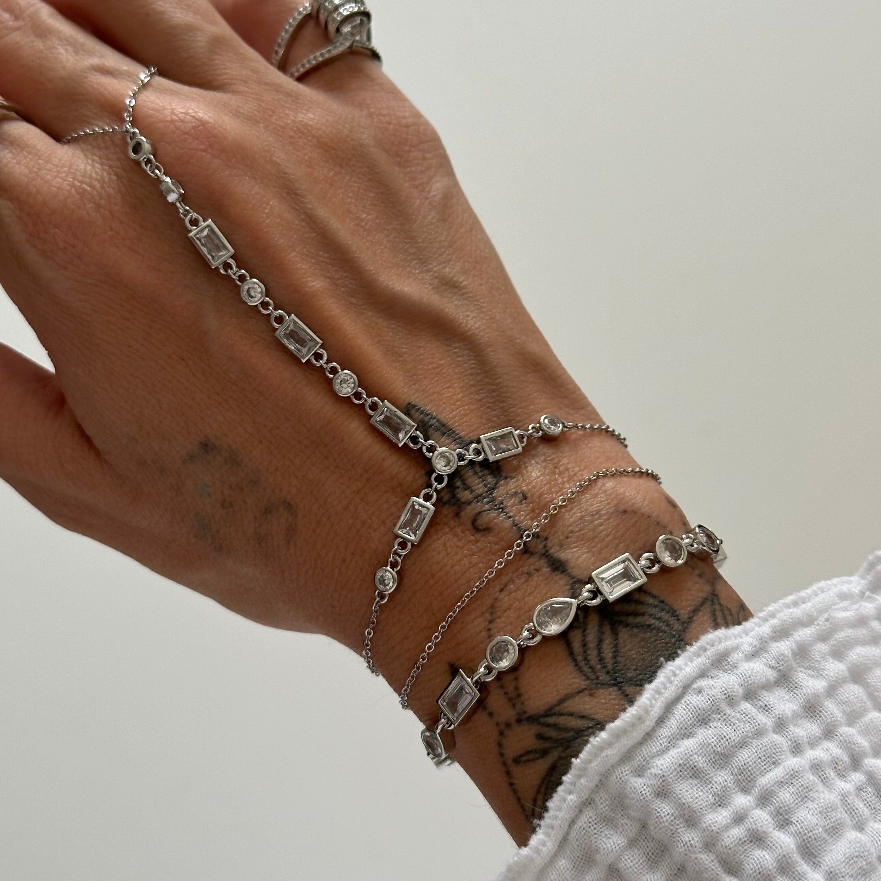 Mix Taşlı Şahmeran Silver