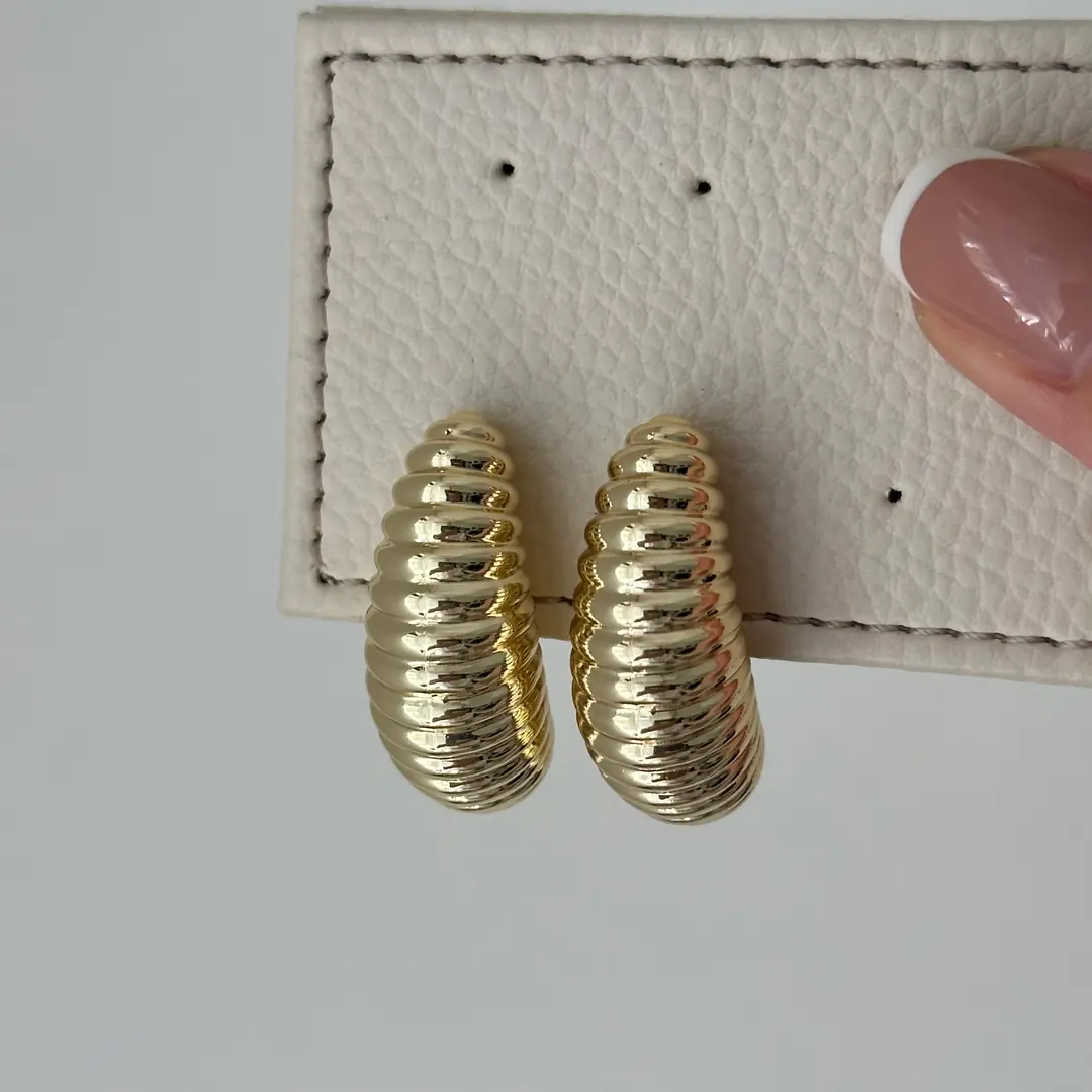 Vip Seri 14k Gold Adrian Küpe