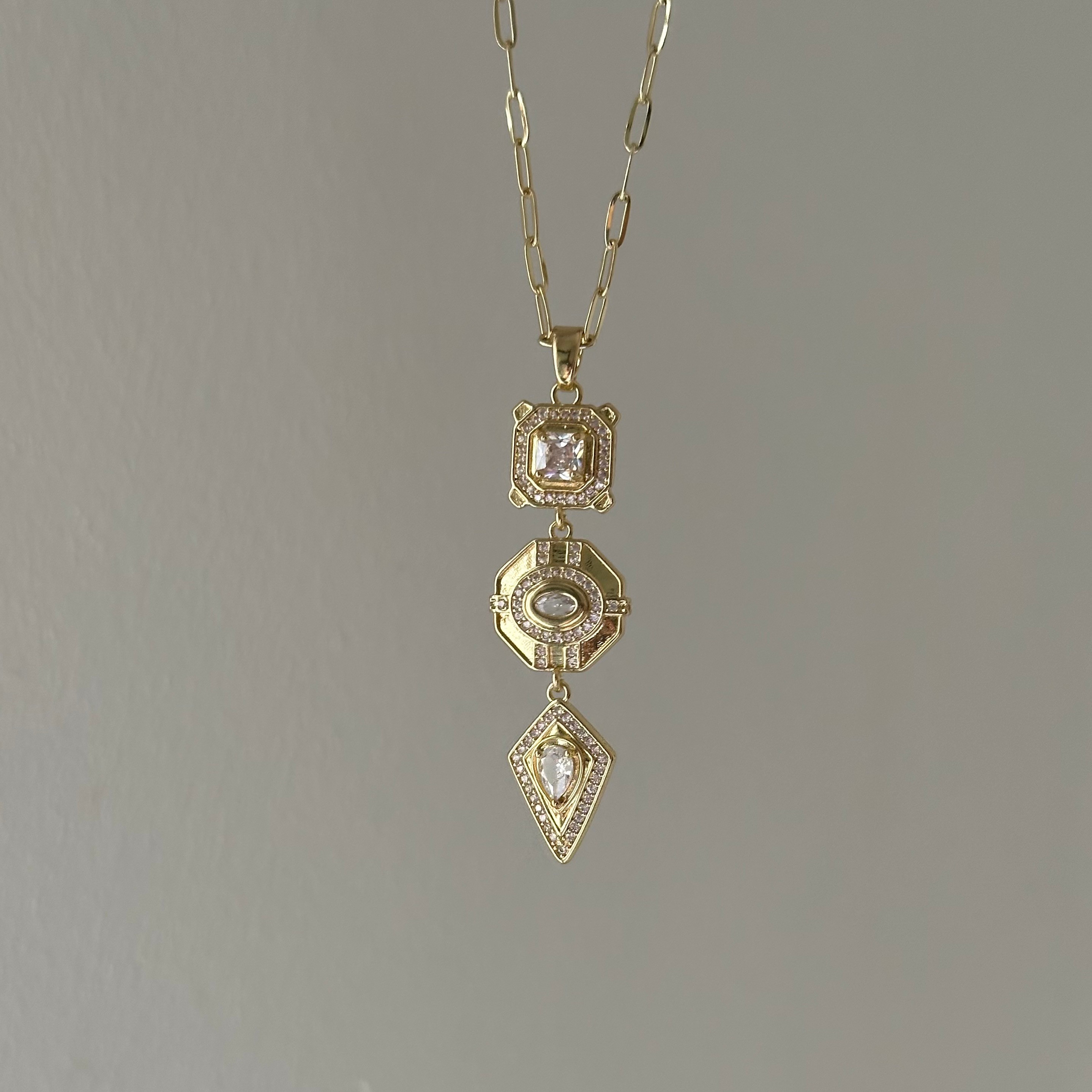 Çelik 14k Gold Etnik Kolye