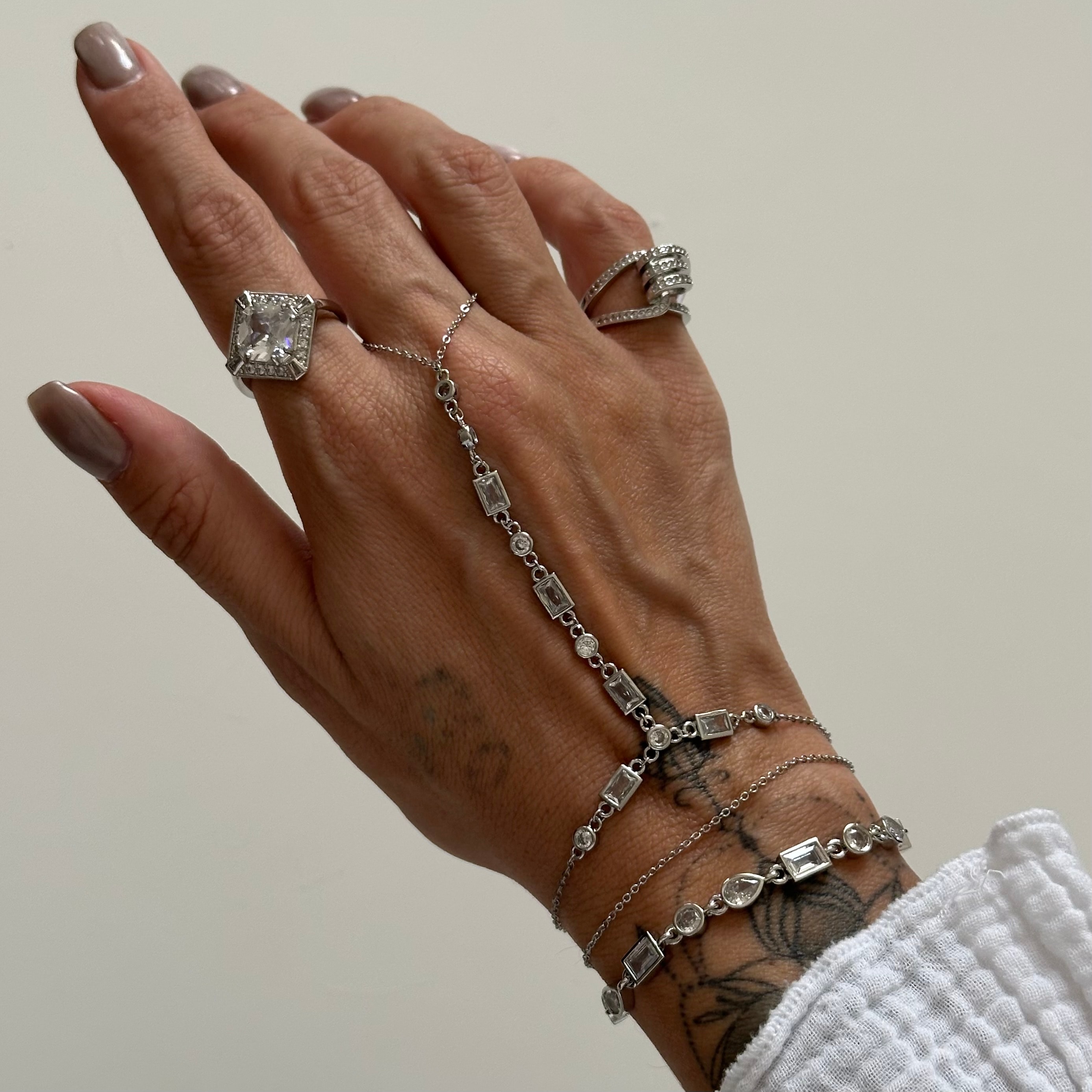 Mix Taşlı Şahmeran Silver