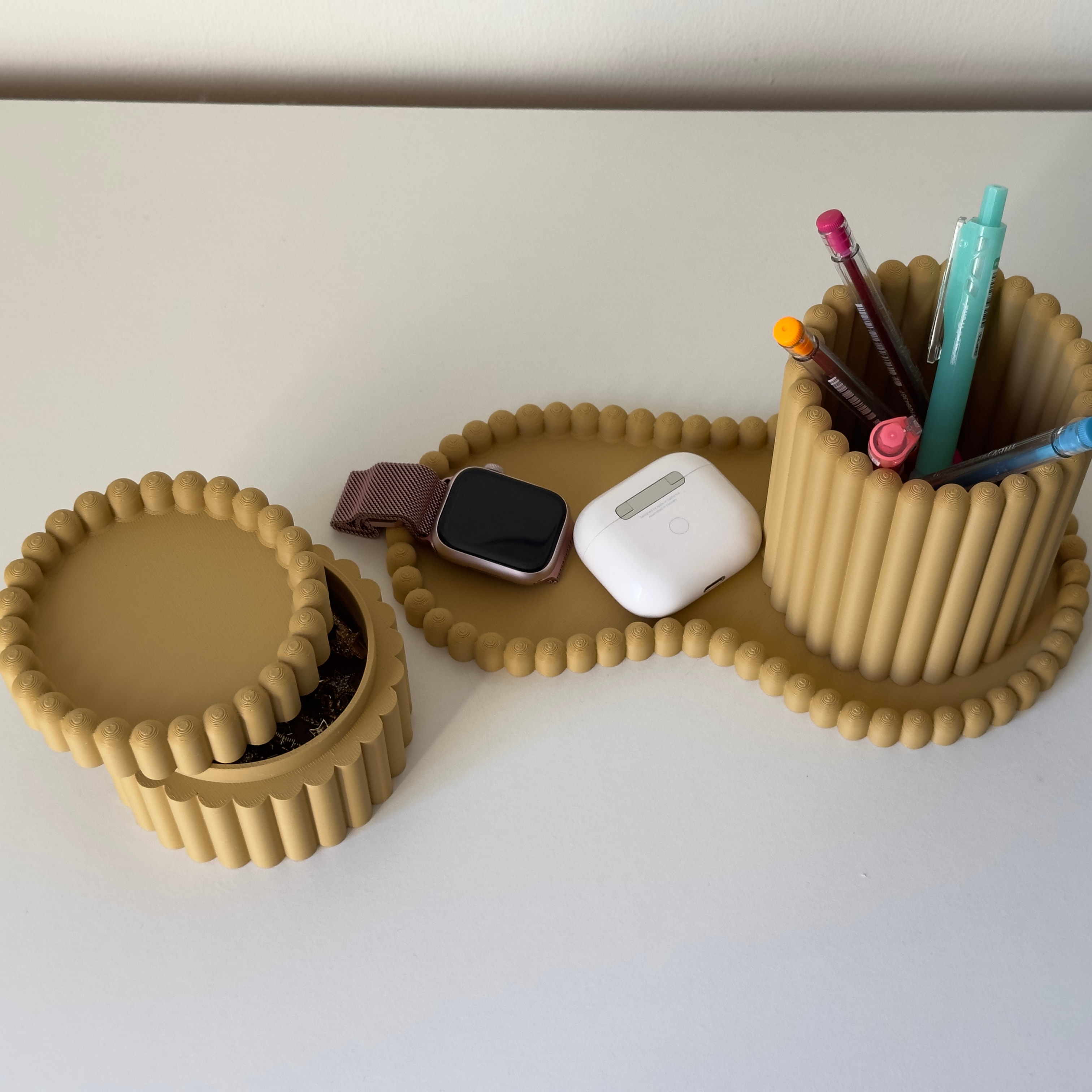 Lily Organizer
