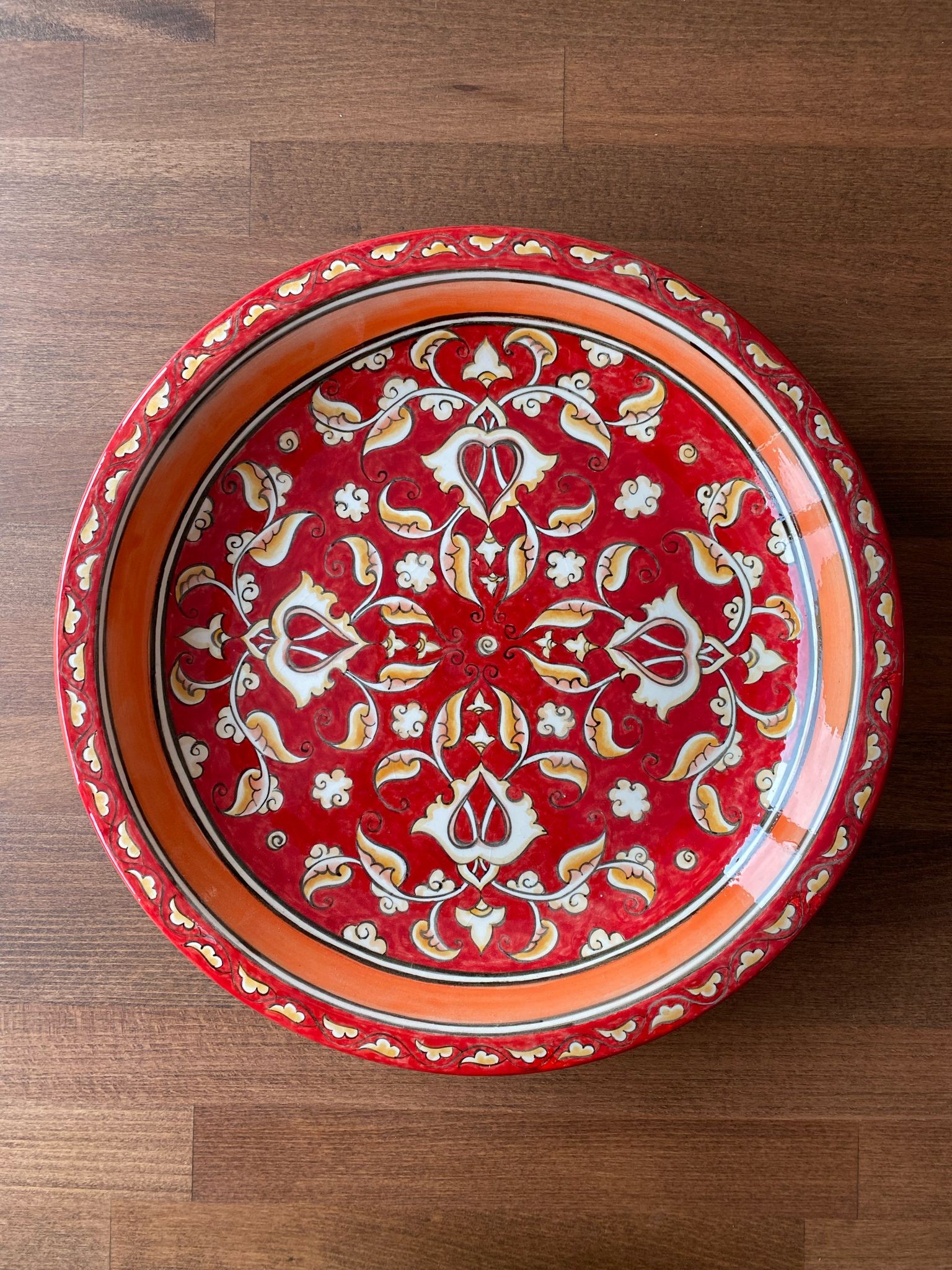 Rumi Desenli Tabak