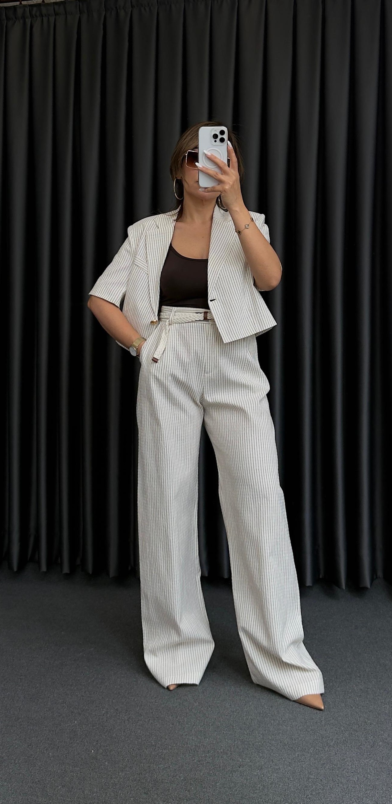 ÇİZGİLİ KISA KOL KETEN BLAZER TAKIM
