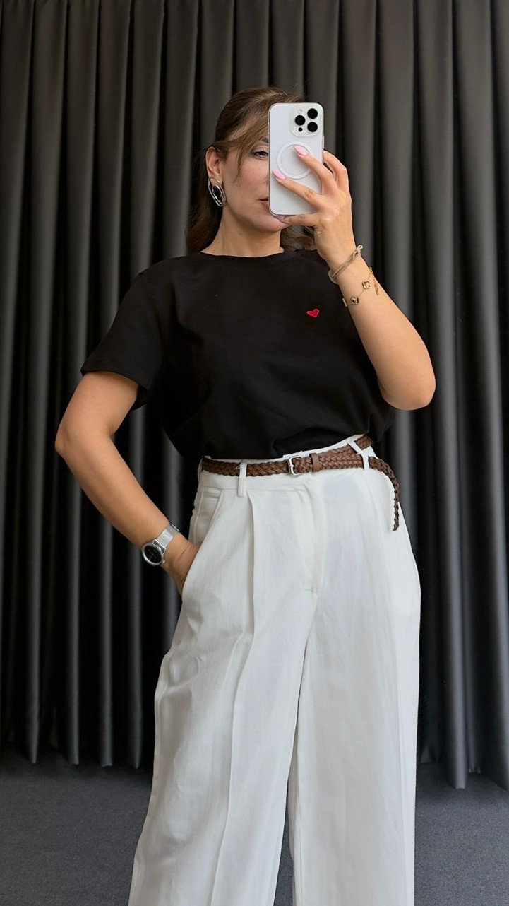 Siyah
