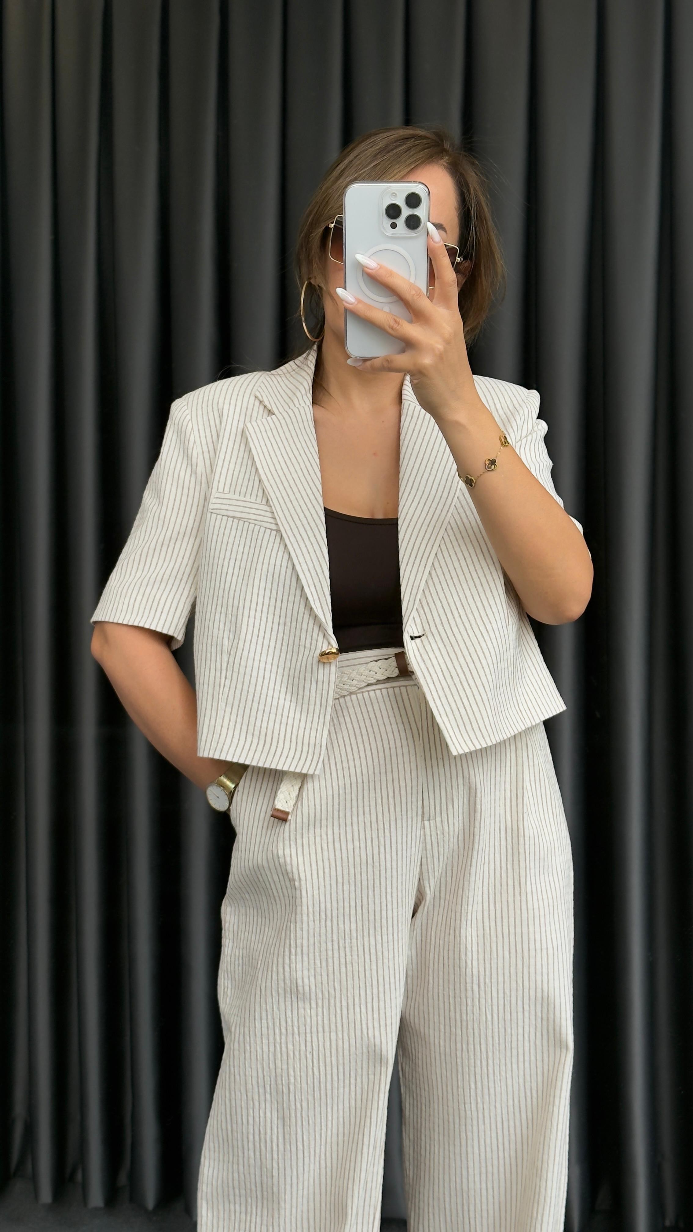 ÇİZGİLİ KISA KOL KETEN BLAZER TAKIM