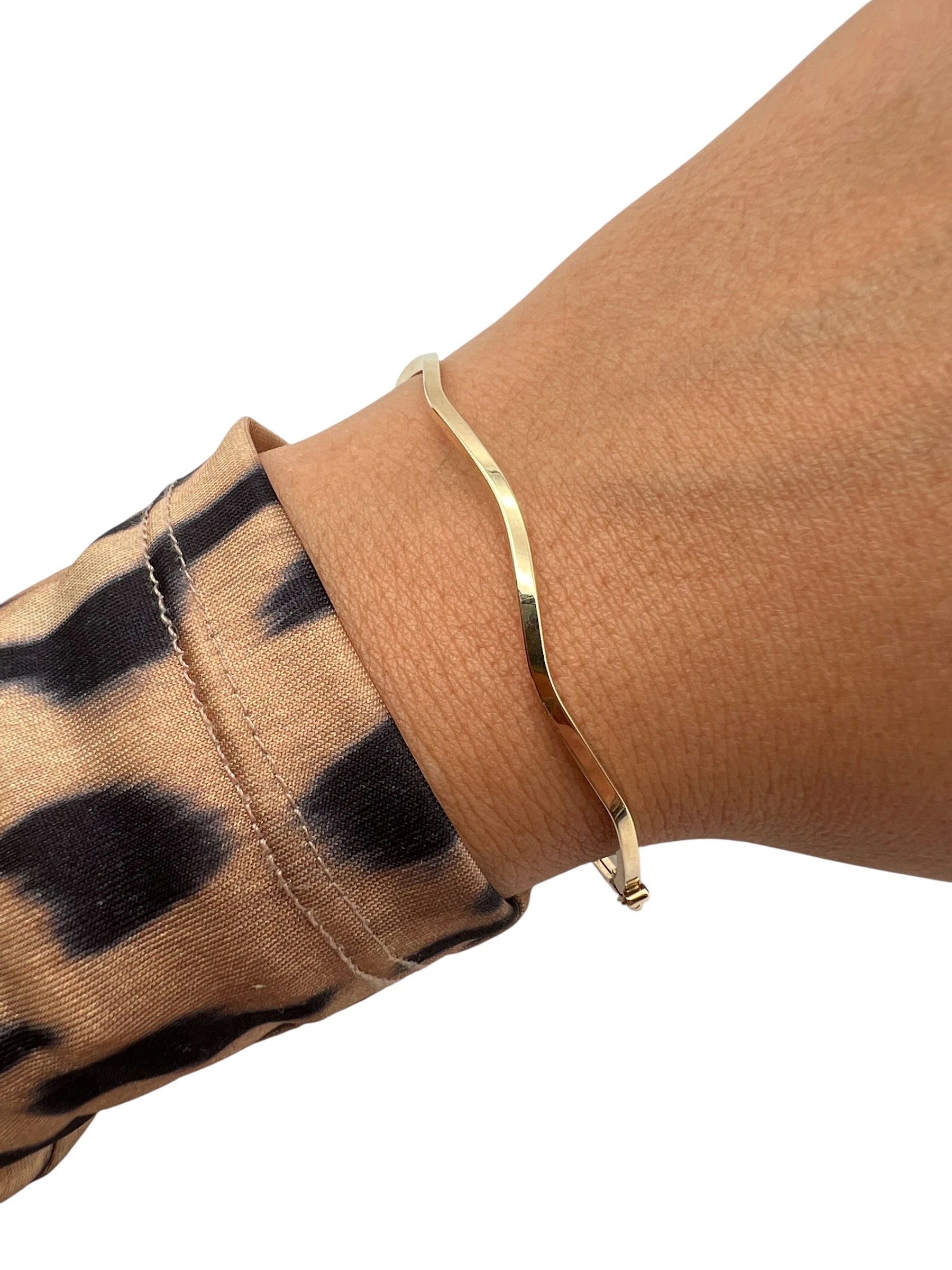 14 Ayar Altın 1,87 Gr Kadın Zikzak Düz Kelepçe Bilezik