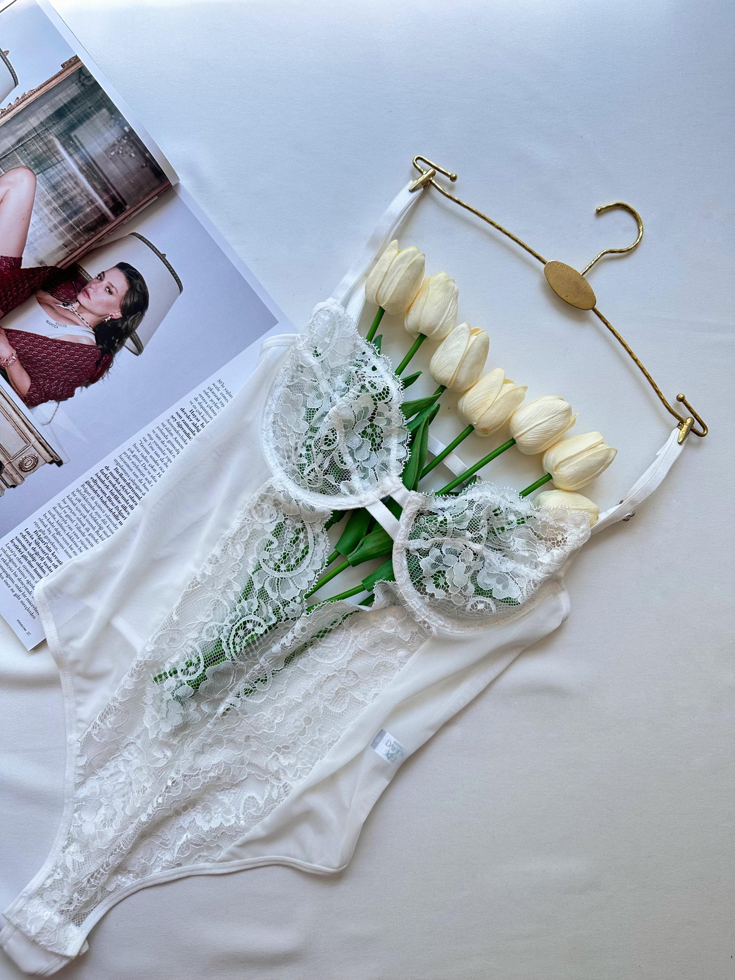 Dantel Detaylı BodySuit