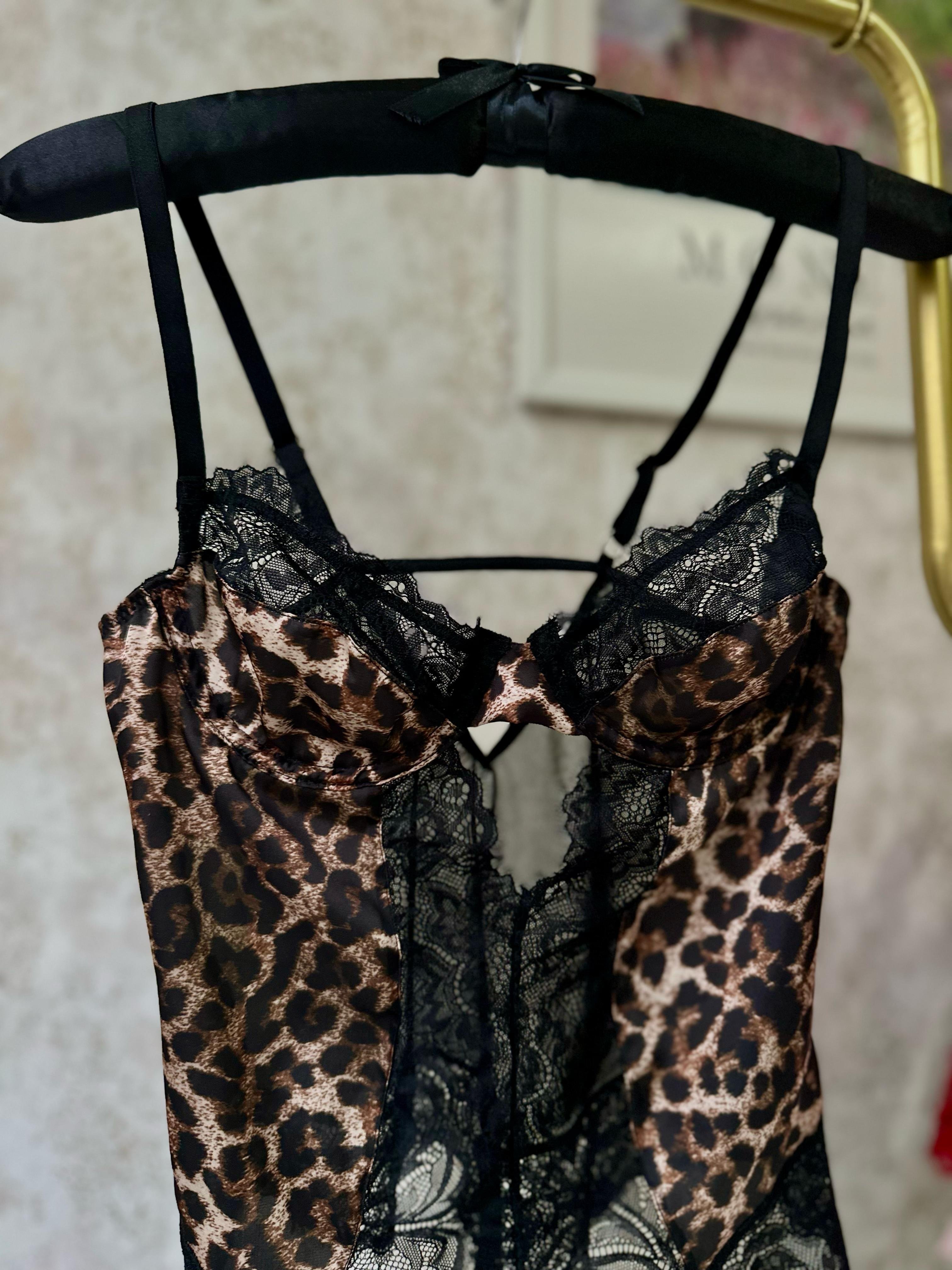 Leopar Desenli Bodysuit