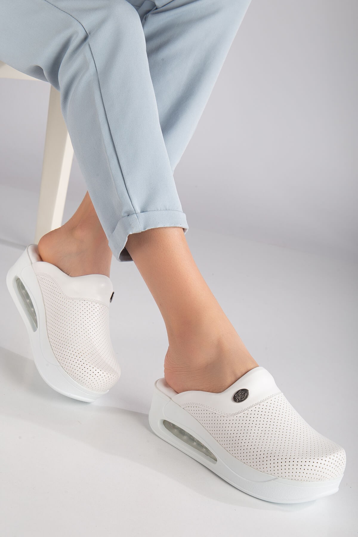 Women's Clogs White - Orthopedic, Comfortable, Anti-Slip