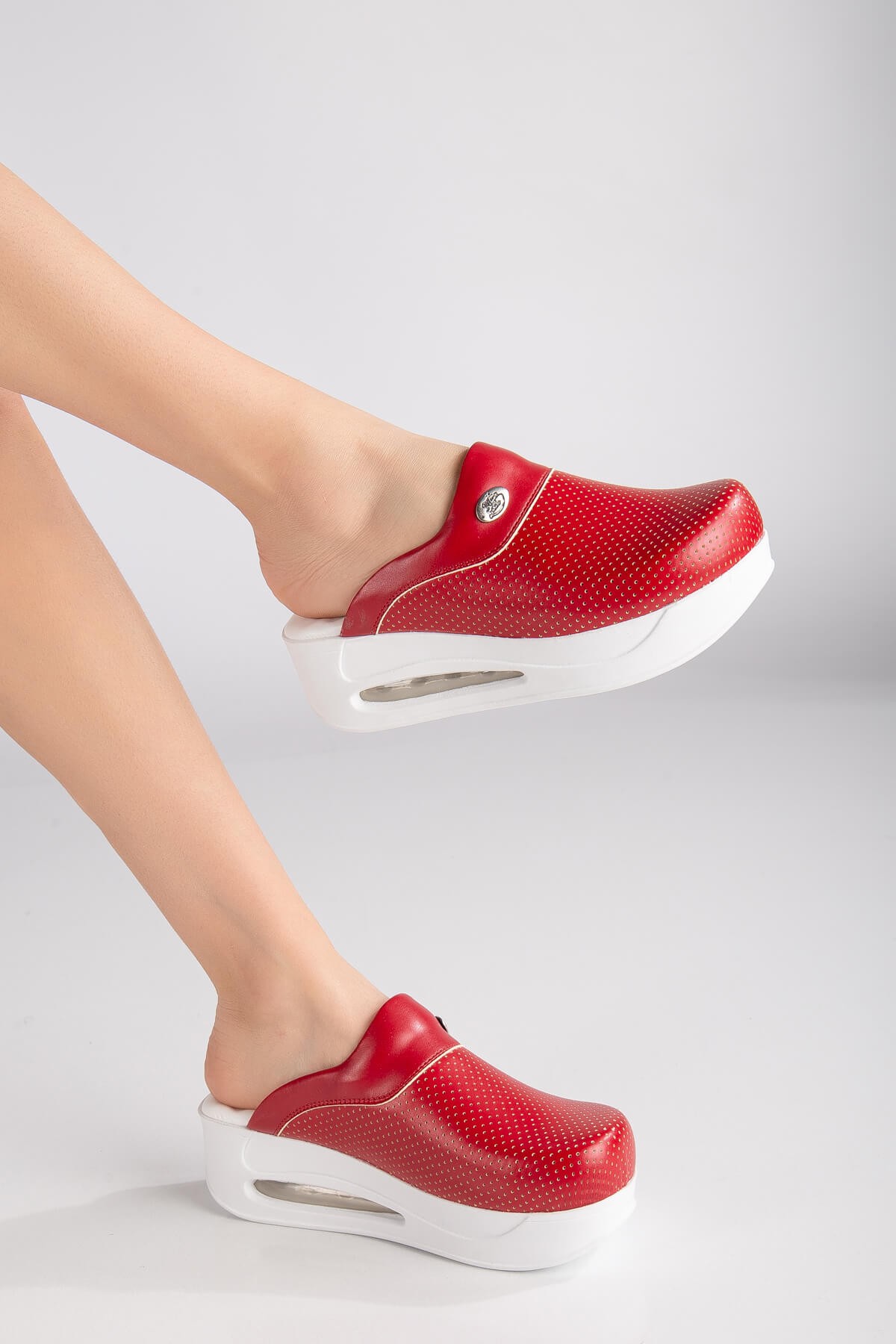 Red Women's Comfy Clogs