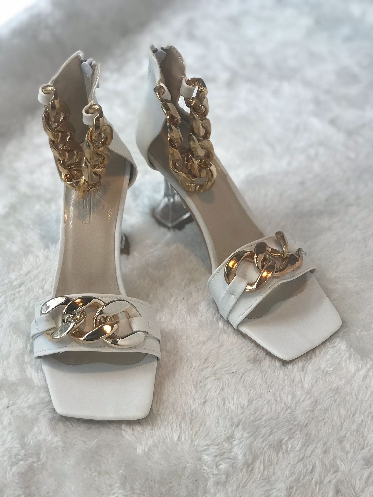 Sandalet Gold Zincir Detaylı Beyaz Chainy