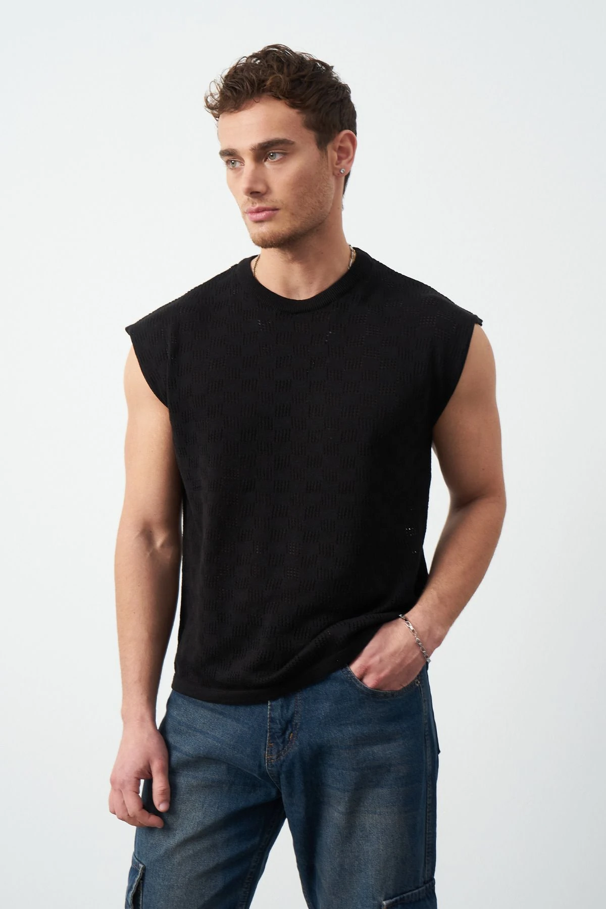 Desenli Oversize Sıfır Kol Triko Erkek T-Shirt - Siyah