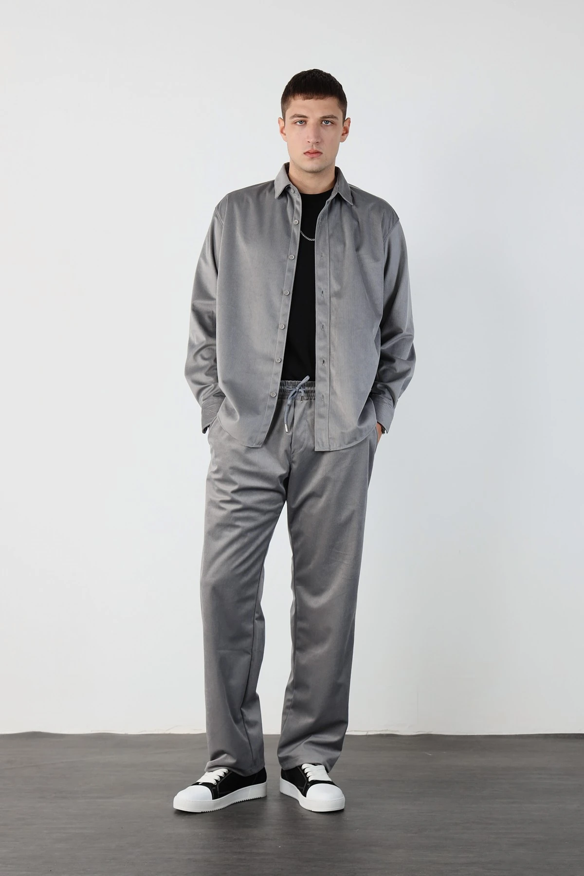 İnce Fitilli Oversize Kadife Gömlek