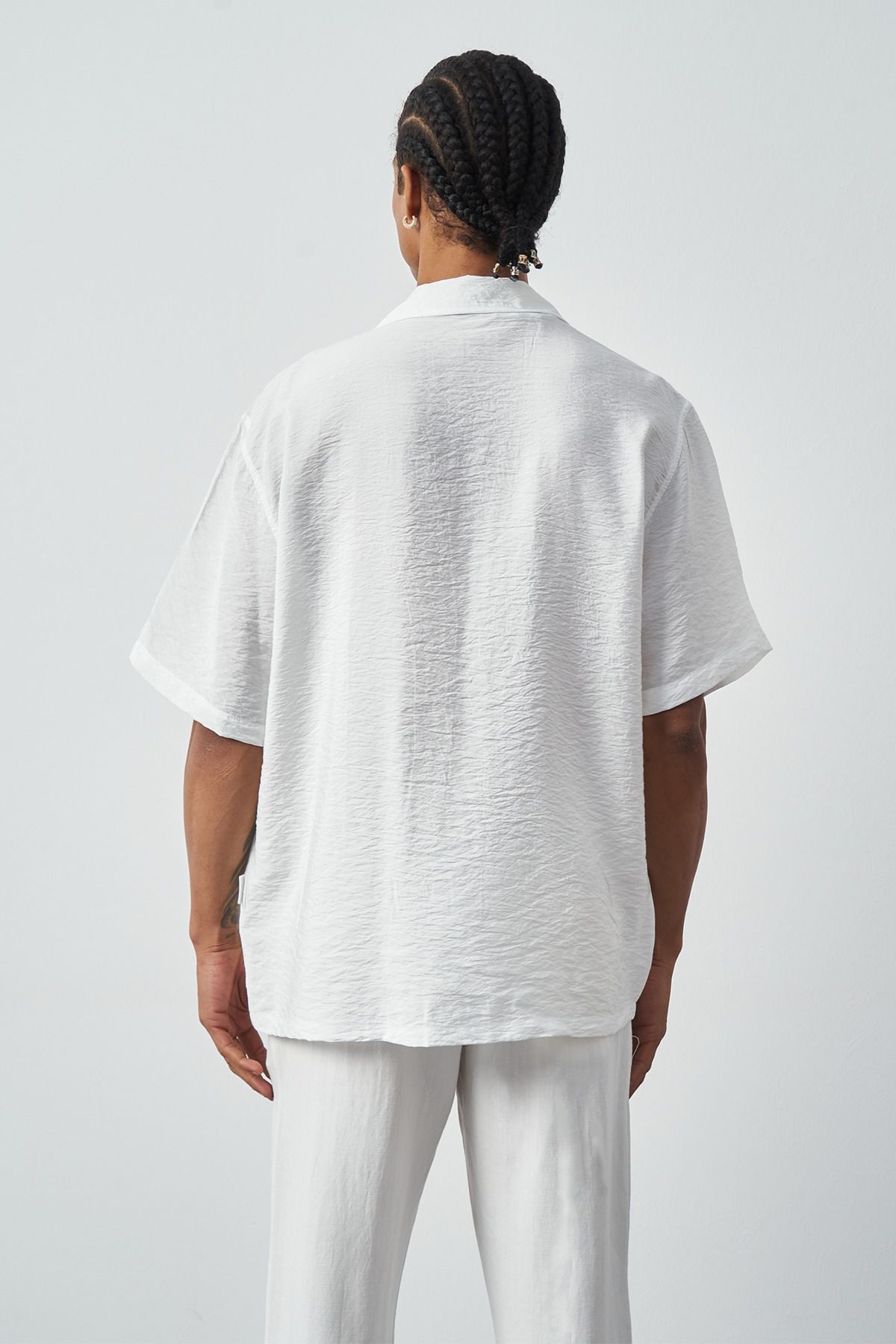 Erkek Baskılı Oversize Gömlek, %100 Viskon, Yumuşak Tuşe Kumaş, Küba Yaka, Kısa Kollu Gömlek