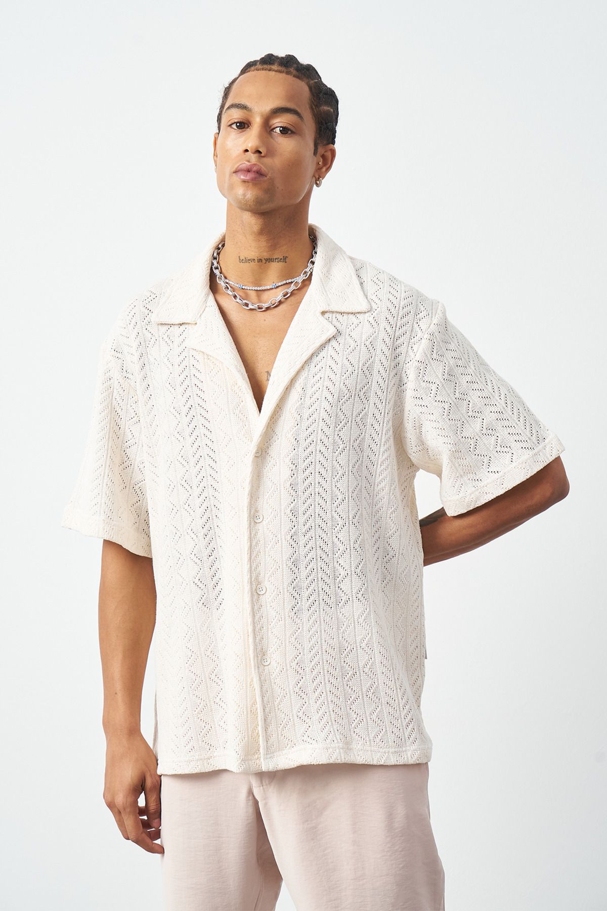 Örgü Desenli Oversize Küba Yaka Erkek Gömlek - Ekru
