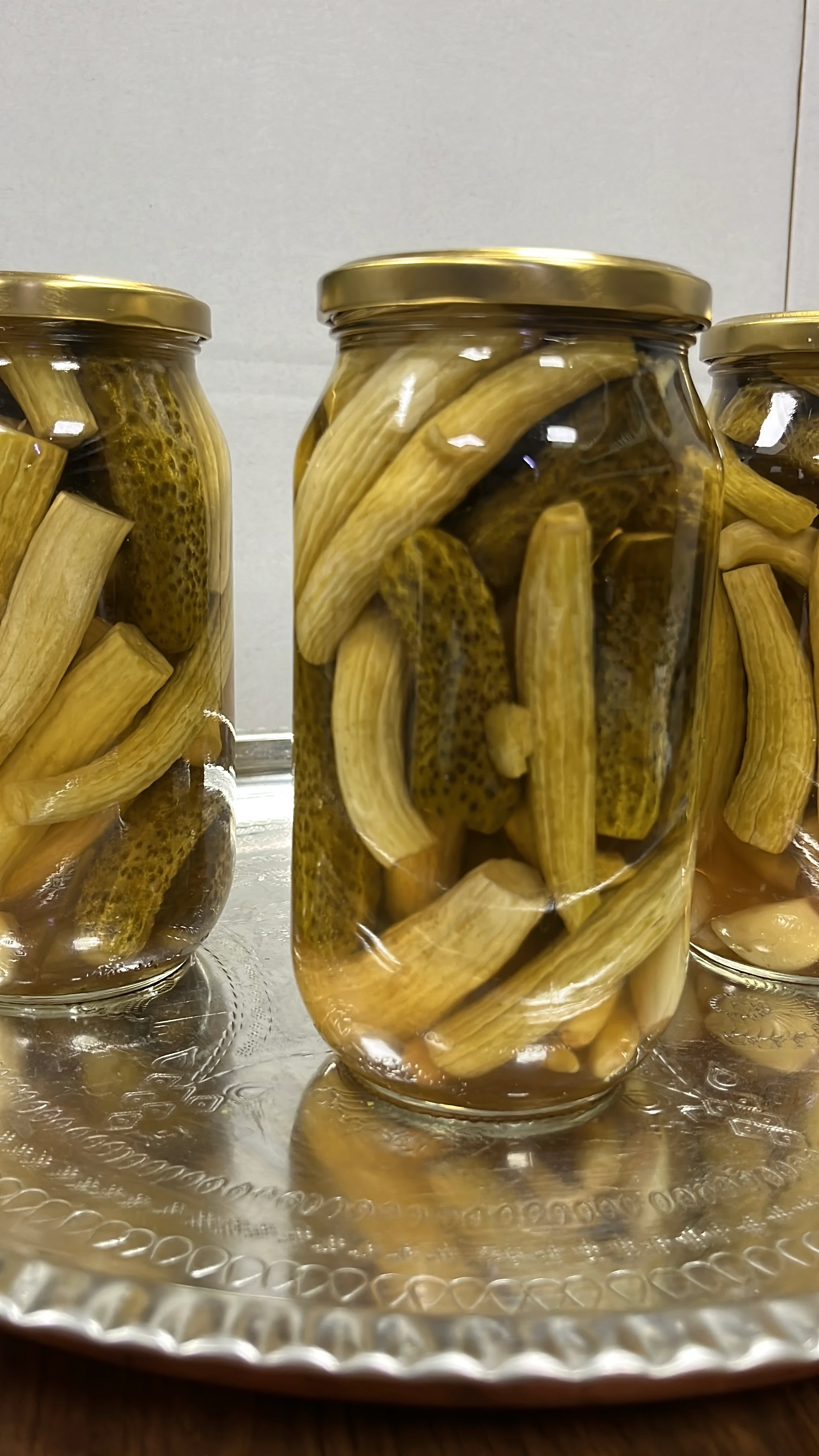 Acur ve Kornişon Turşu