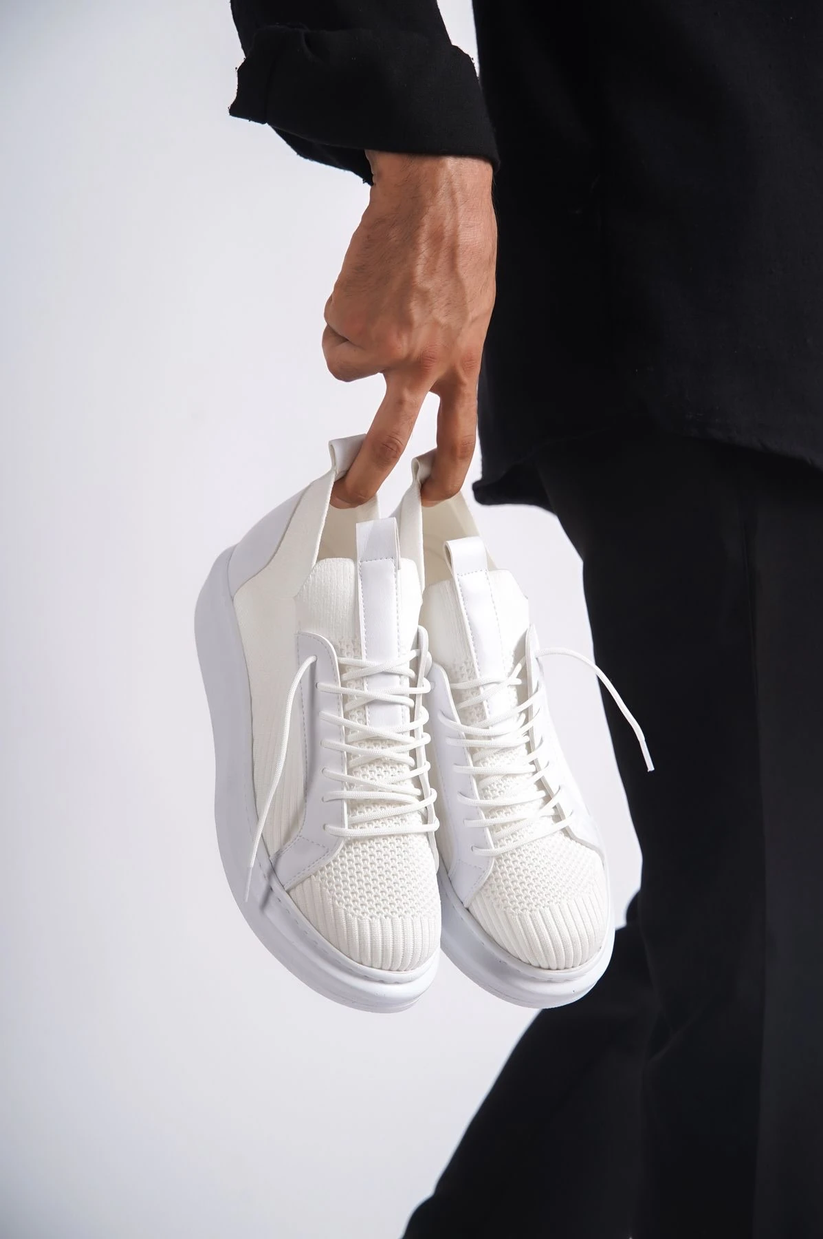 Kalın Taban Beyaz Bez Ayakkabı