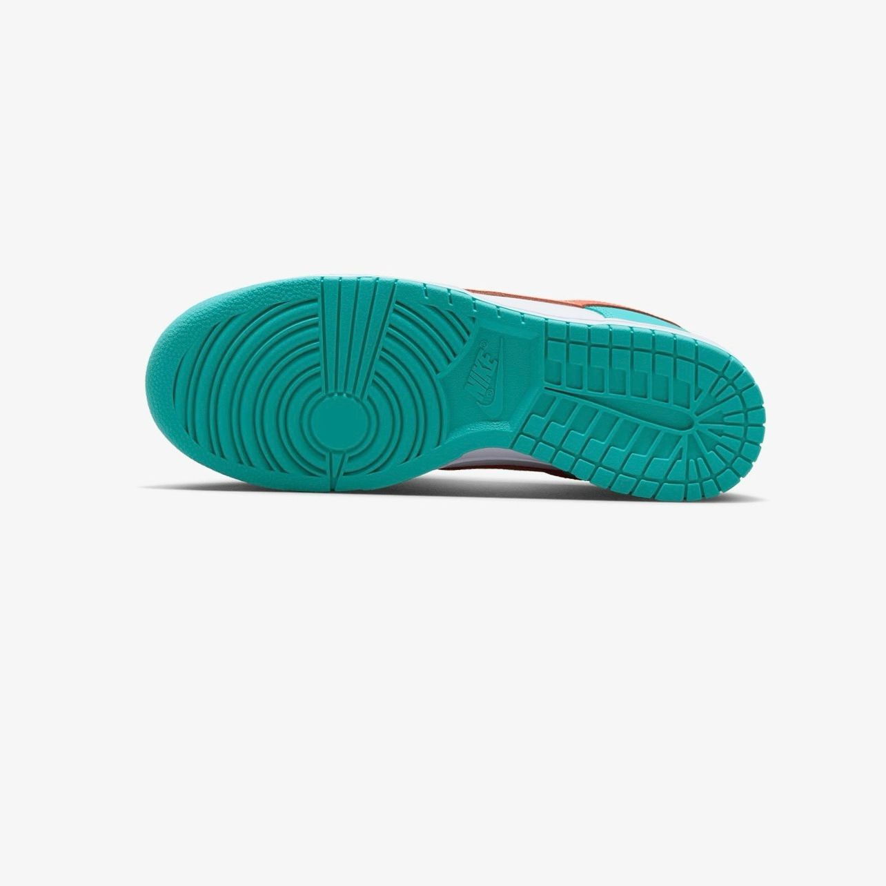 Nike Dunk Low Retro ''Be True To Your School Collection''