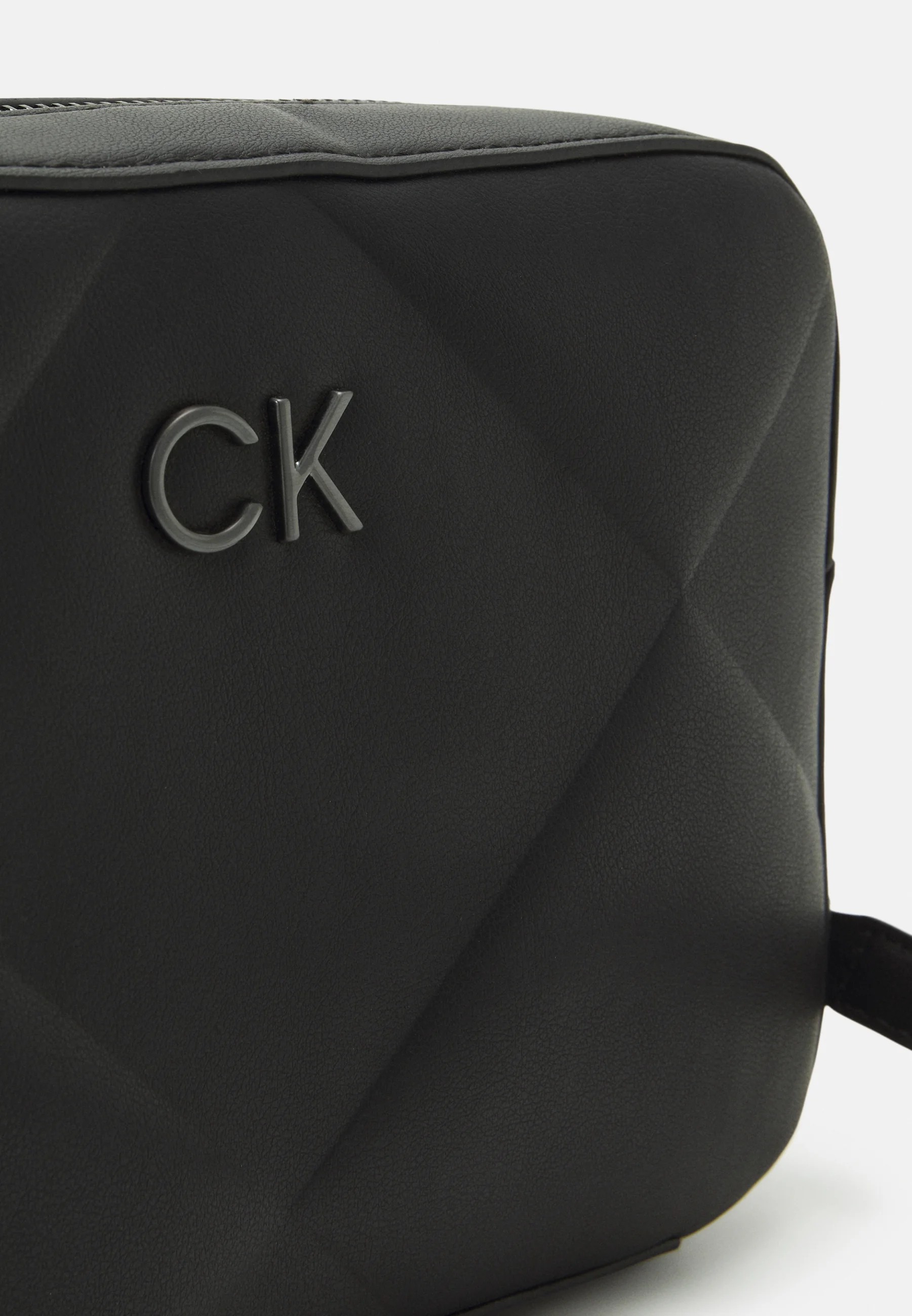 Calvin Klein Re Lock Quılt Camera Bag-