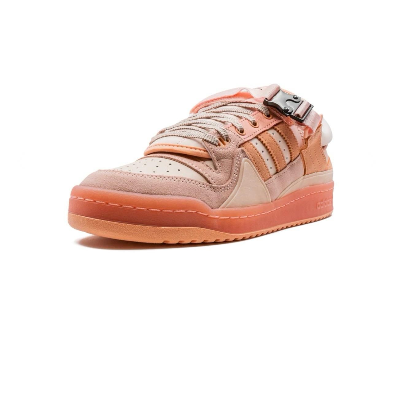 FORUM BUCKLE LOW "BAD BUNNY - EASTER EGG"