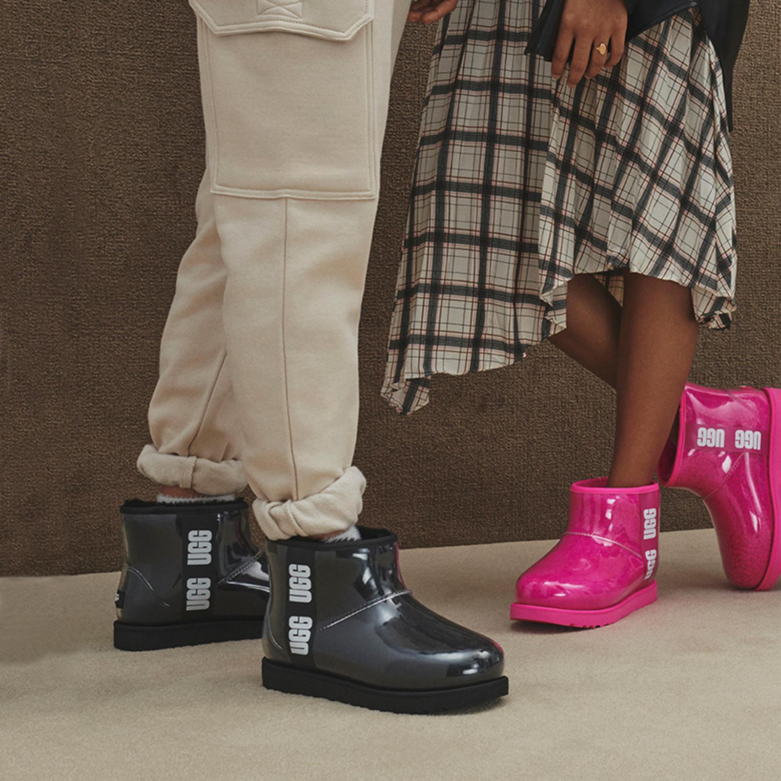 UGG Classic Clear Waterproof Mini Kadın Siyah Bot