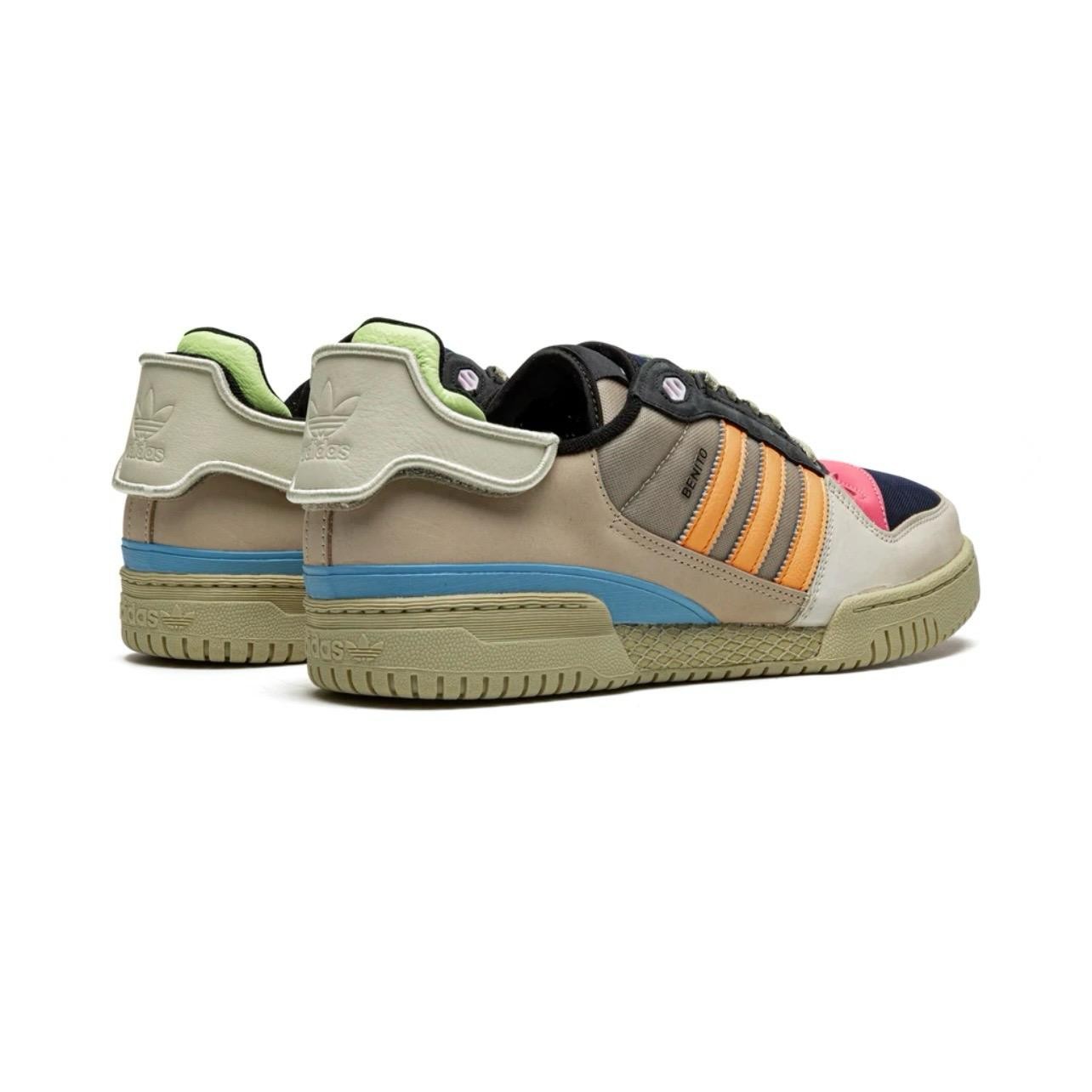 FORUM POWERPHASE "BAD BUNNY BENITO"