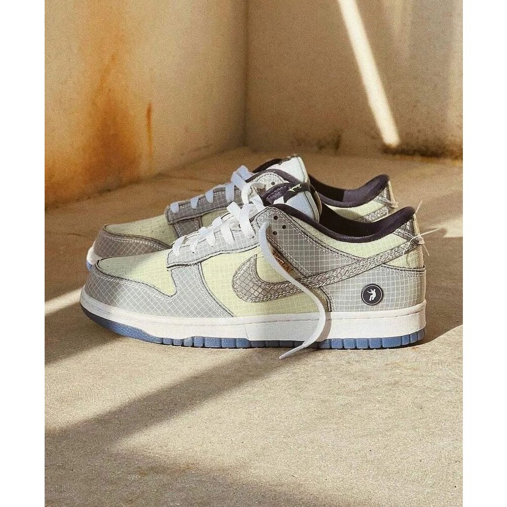 Dunk Low Union Passport Pack Pistachio