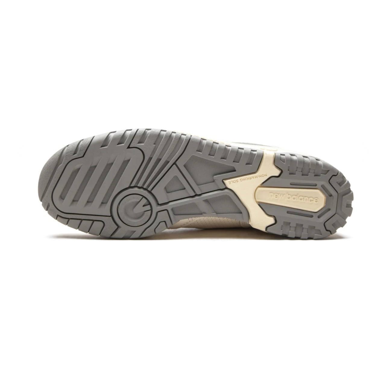 NEW BALANCE550 "SILVER -AIMÉ LEON DORE "