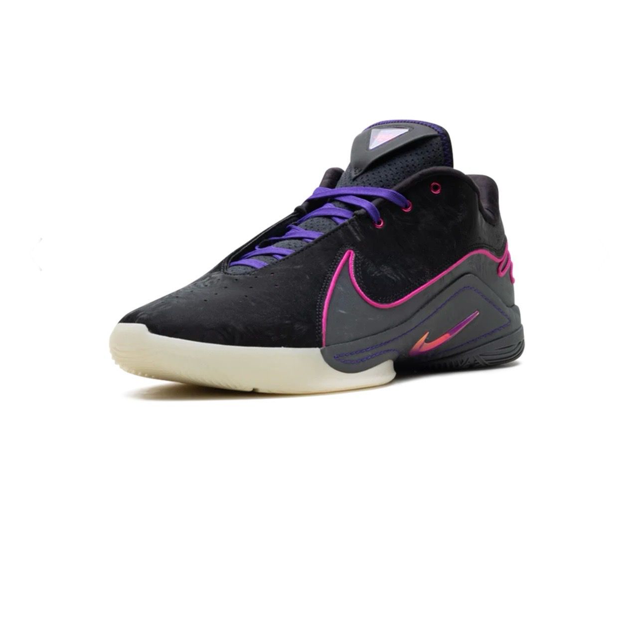 LEBRON 22 "BLACKLIGHT