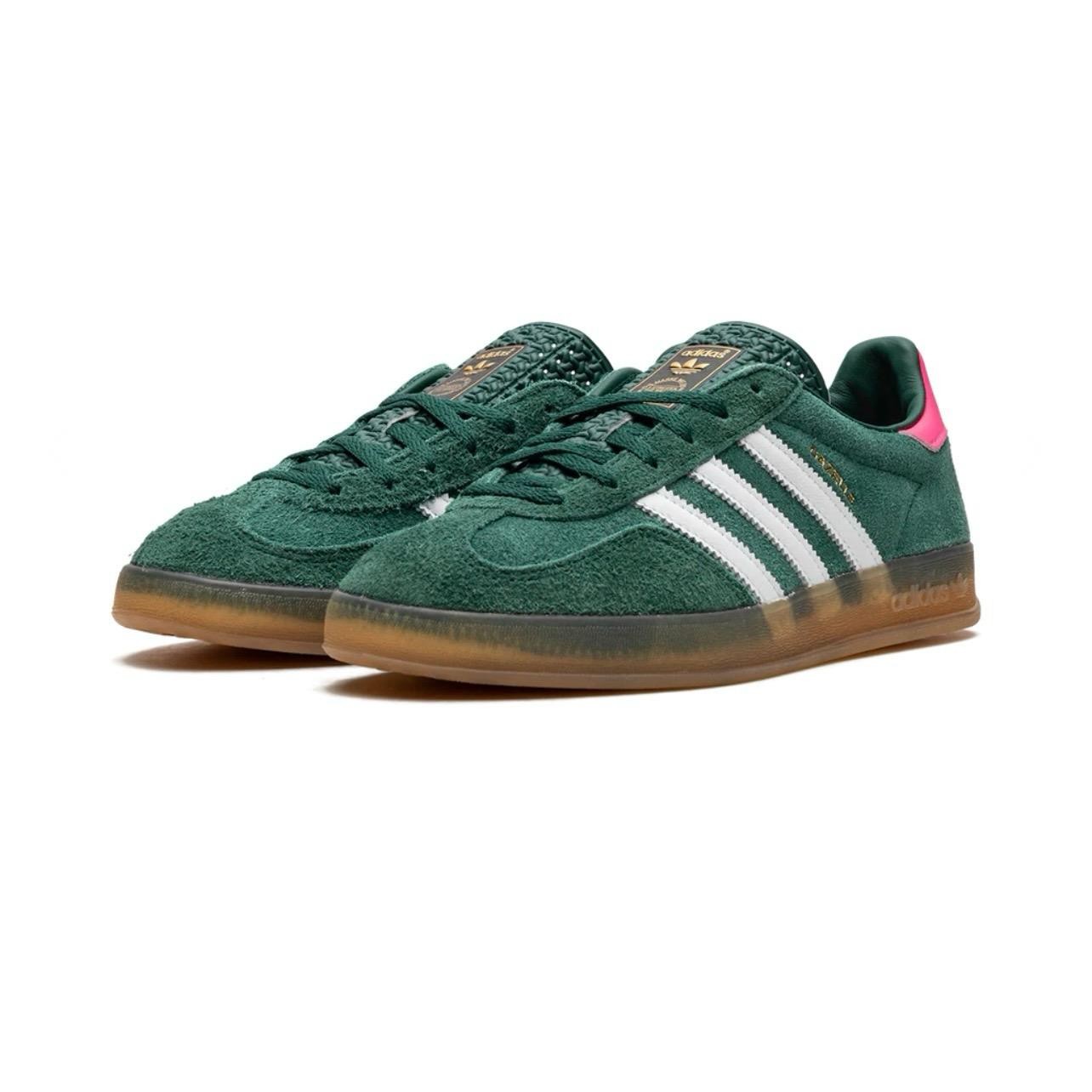 GAZELLE INDOOR WMNS "COLLEGIATE GREEN / LUCID PINK"