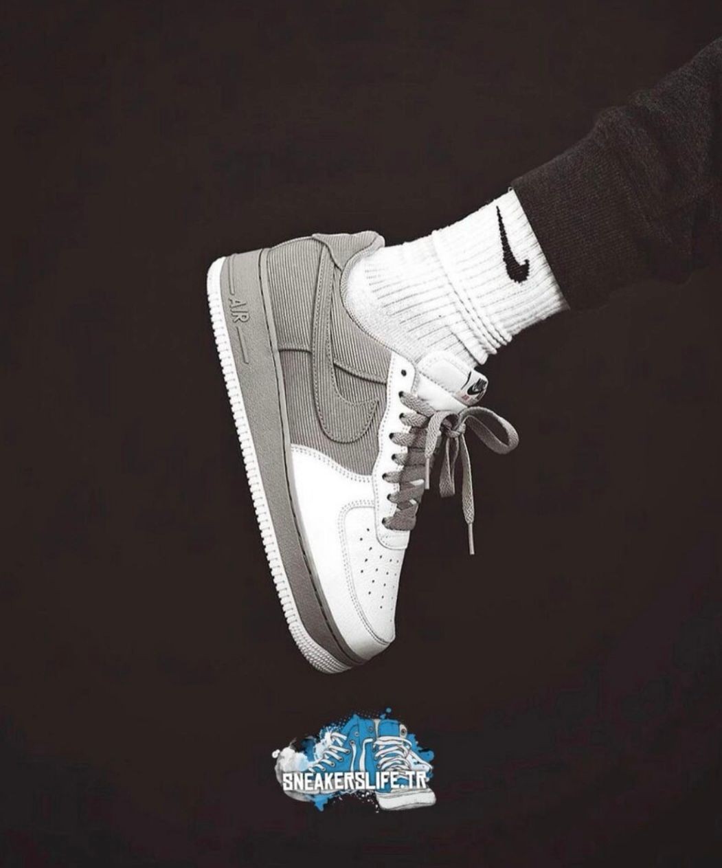 Nike Air Force 1 Velvet Crown