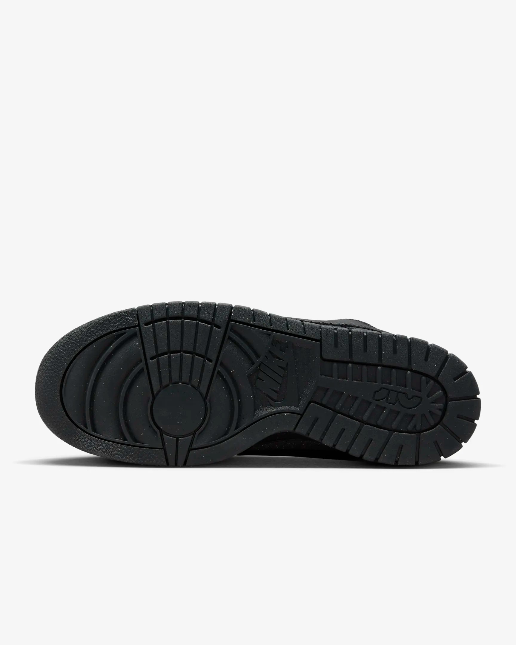 Nike Jumbo Dunk Low“Black/Metallic Gold”