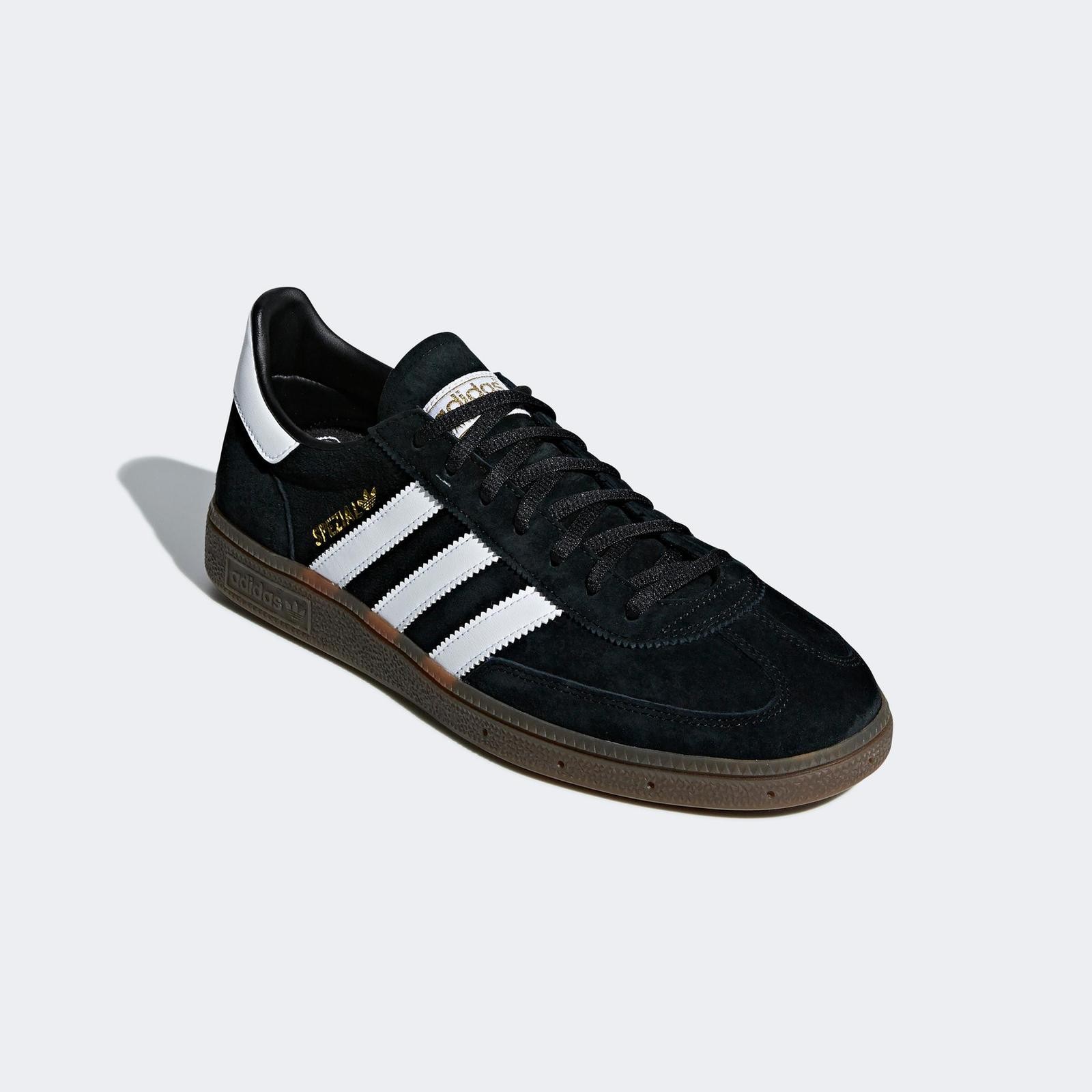 Handball Spezial “Black White “