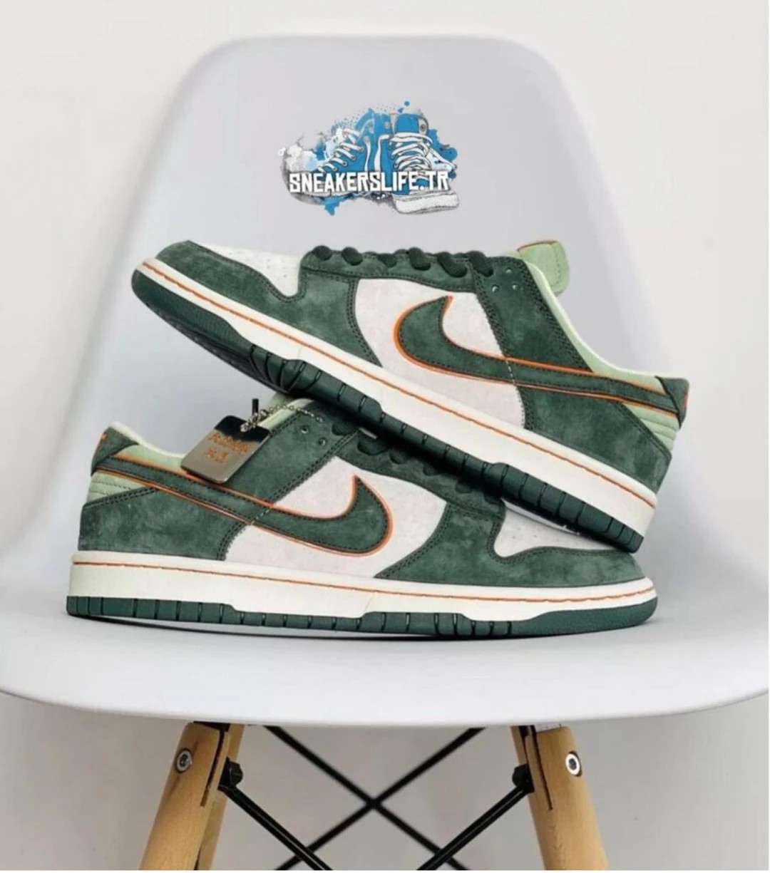 Otomo Katsuhiro x Nike SB Dunk Low Green