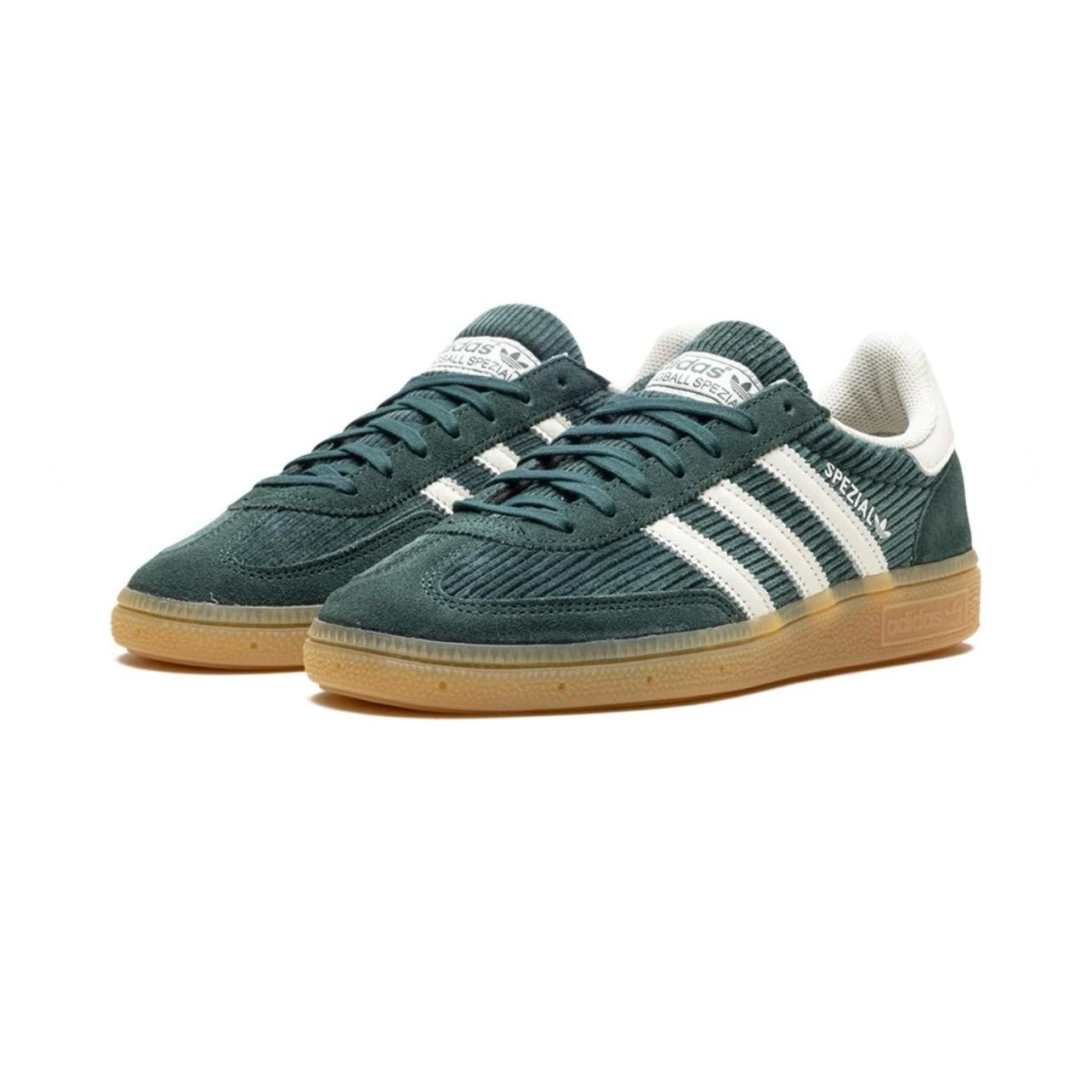 HANDBALL SPEZIAL WMNS "MINERAL GREEN"