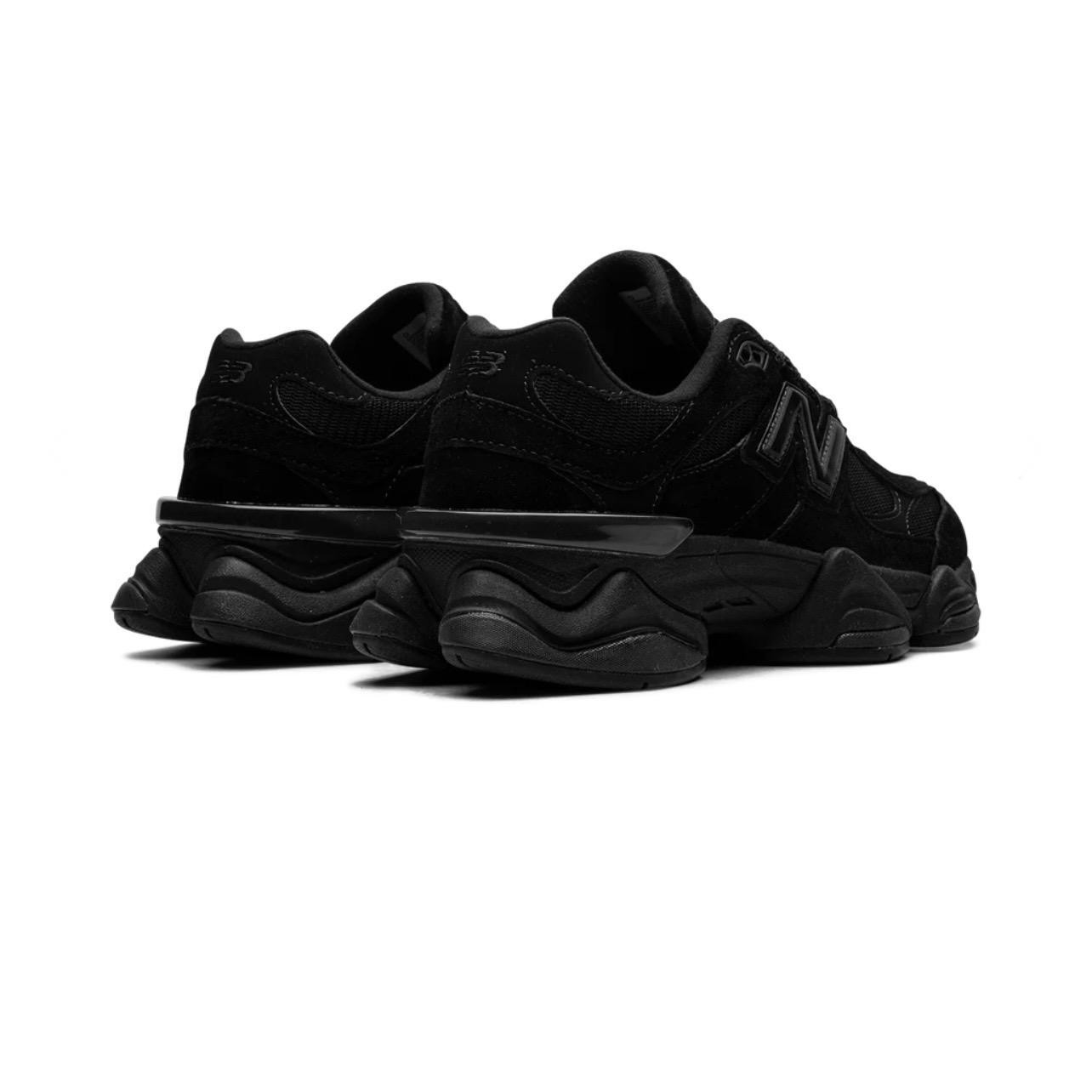 NEW BALANCE 9060 "TRIPLE BLACK"