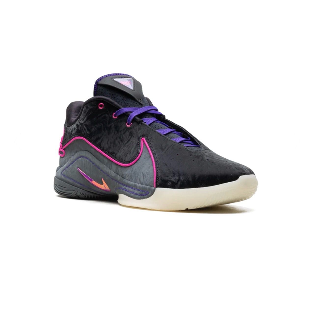 LEBRON 22 "BLACKLIGHT