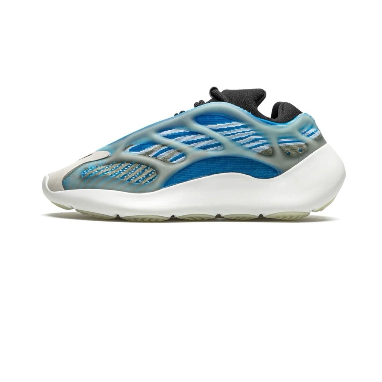 YEEZY 700 V3 "ARZARETH"