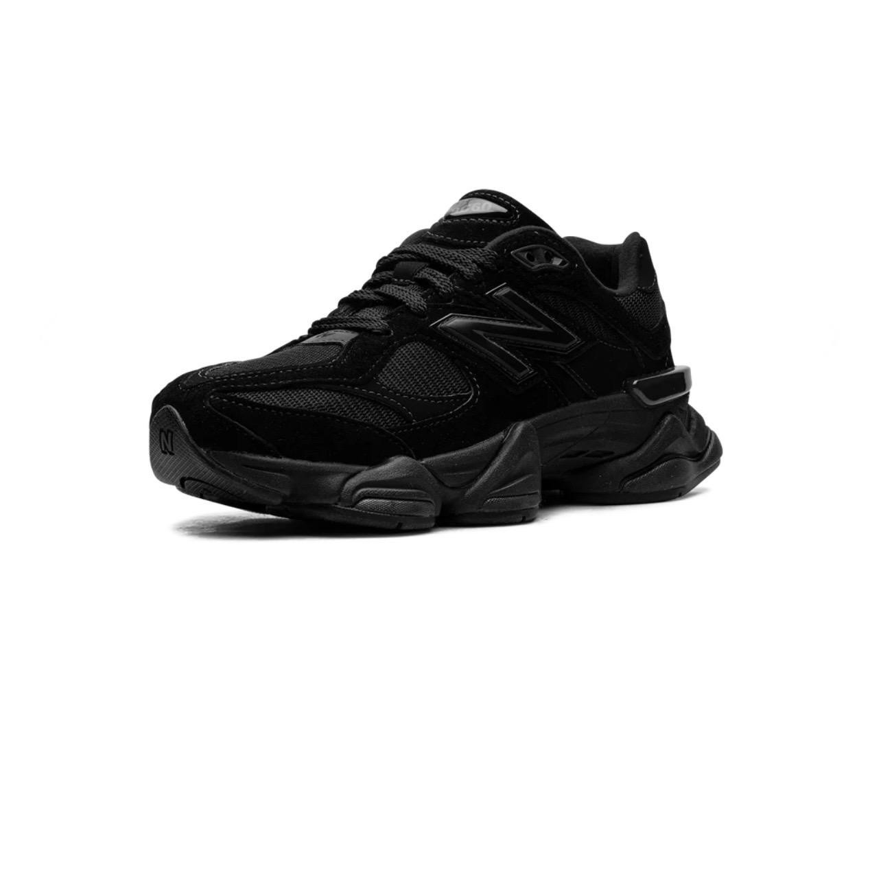 NEW BALANCE 9060 "TRIPLE BLACK"