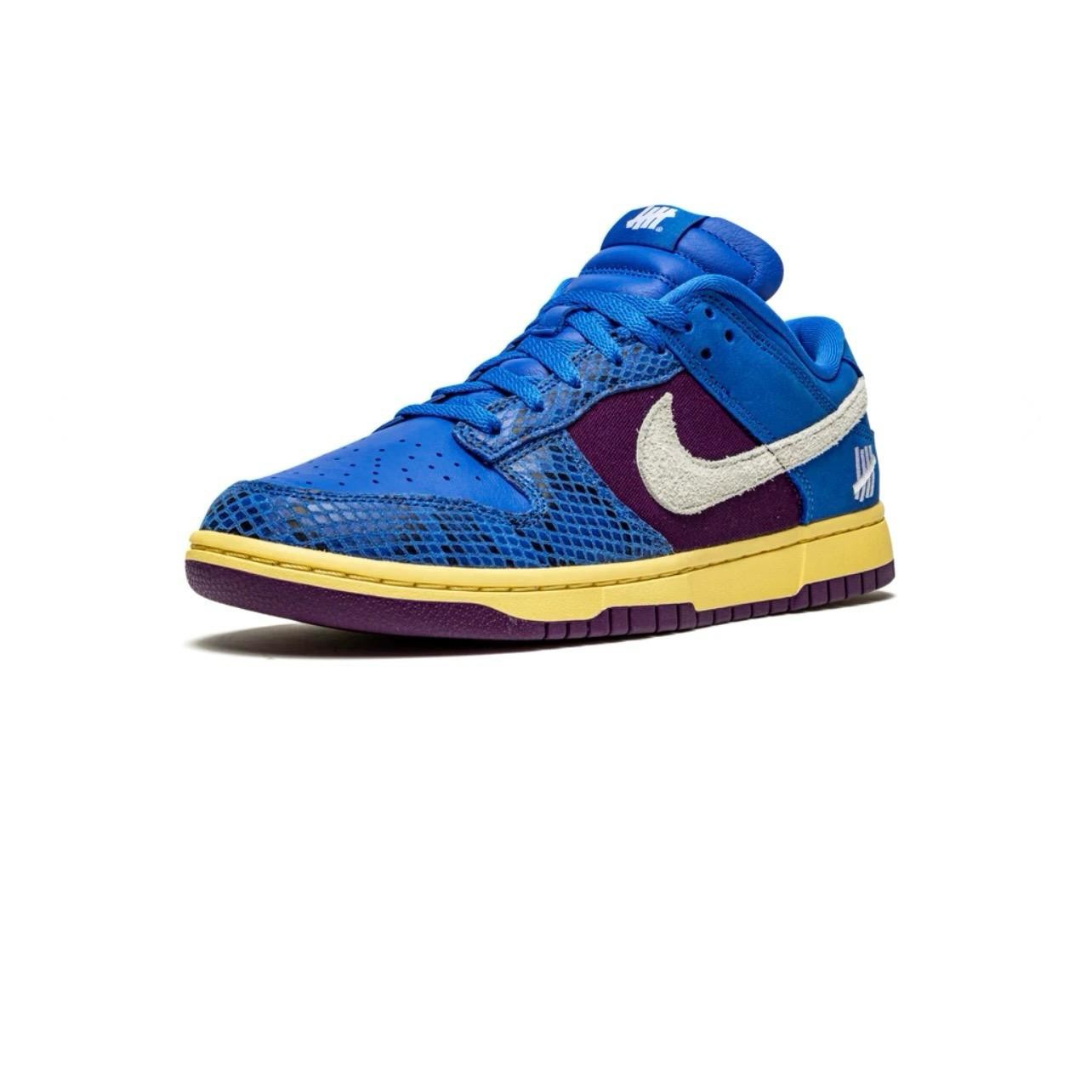 DUNK LOW SP "UNDEFEATED DUNK VS. AF1"