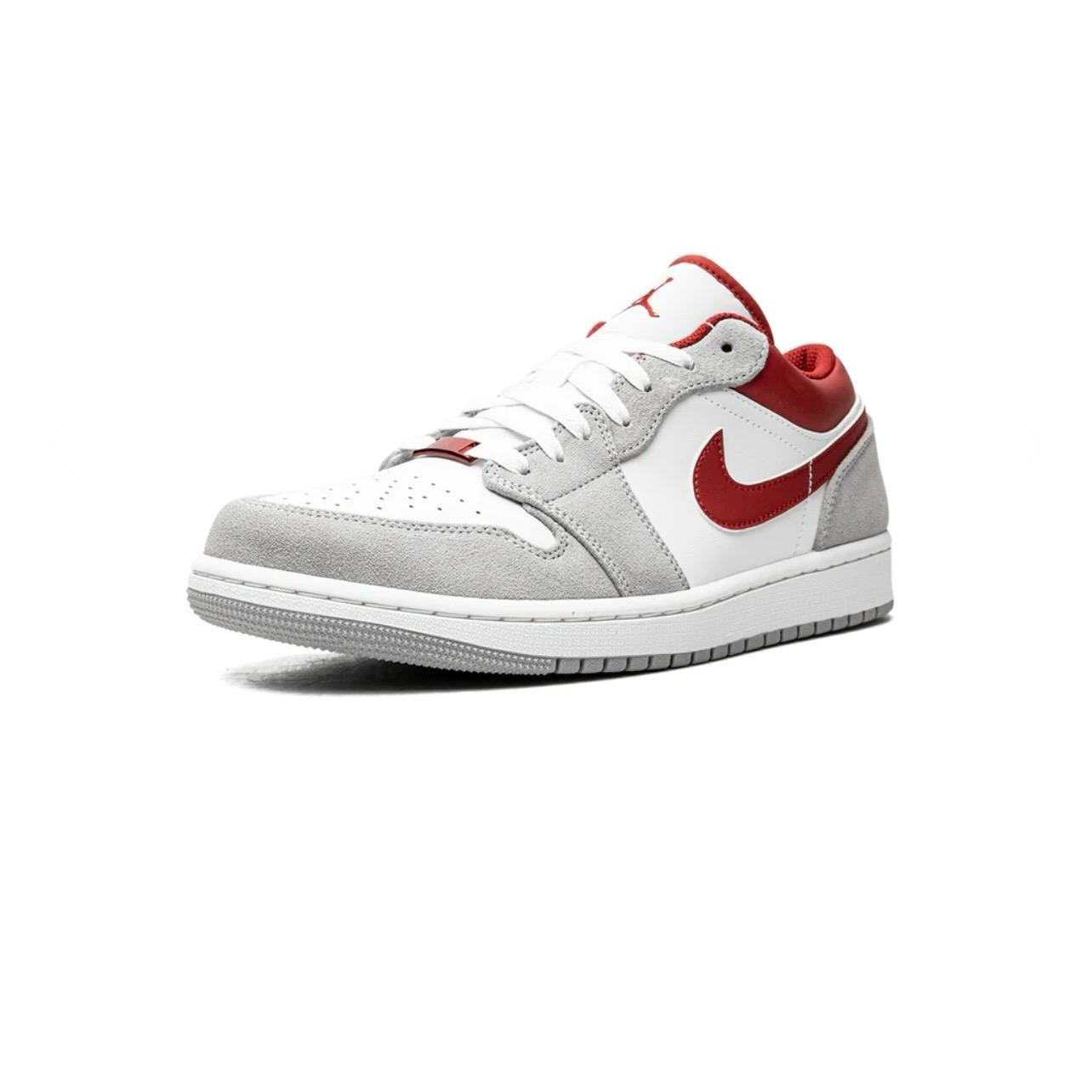 AIR JORDAN 1 LOW SE "WHITE / GREY / RED"