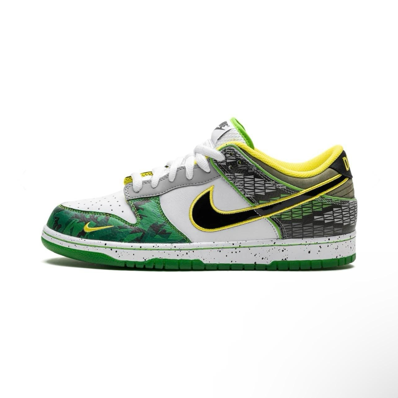 DUNK LOW "WHAT THE DUCK AWAY UNIVERSIT