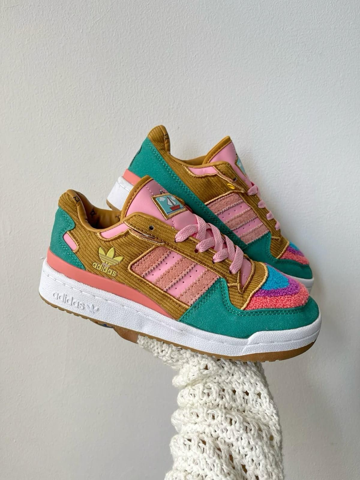FORUM LOW CL "THE SIMPSONS - LIVING ROOM"