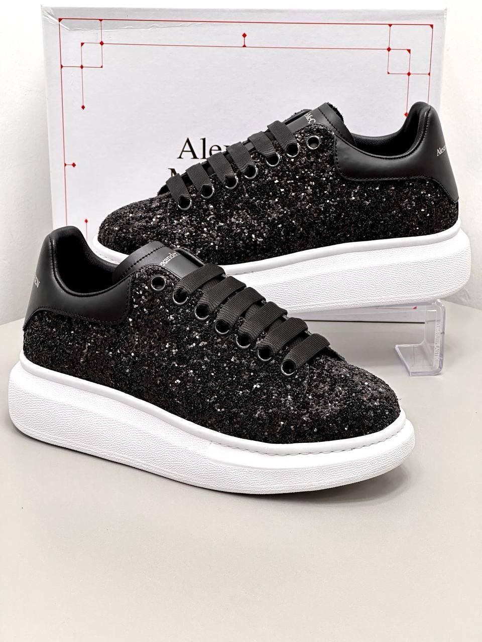 Alexander McQueen Siyah Beyaz Simli Logolu Kadın Sneaker