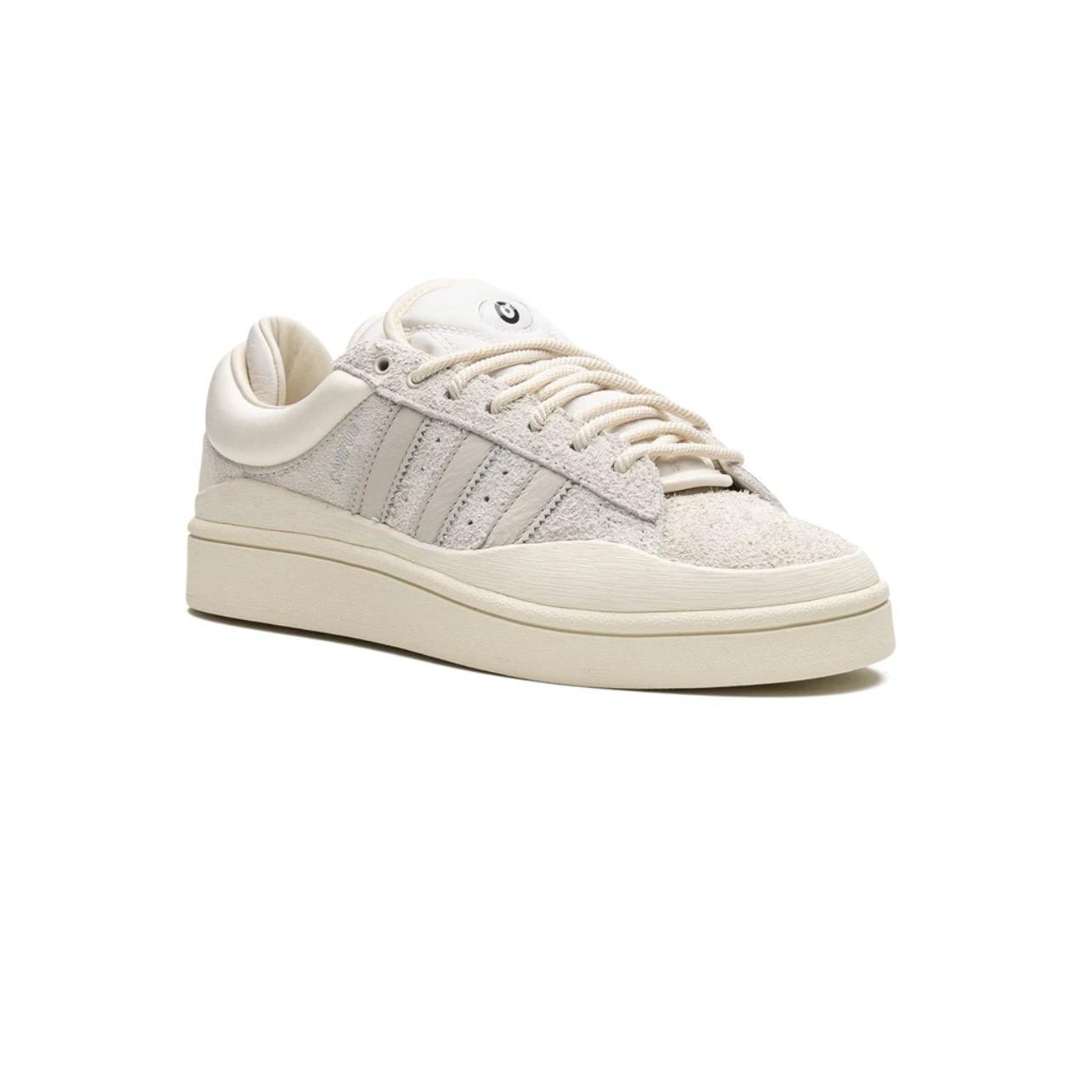 CAMPUS LIGHT "BAD BUNNY CREAM"