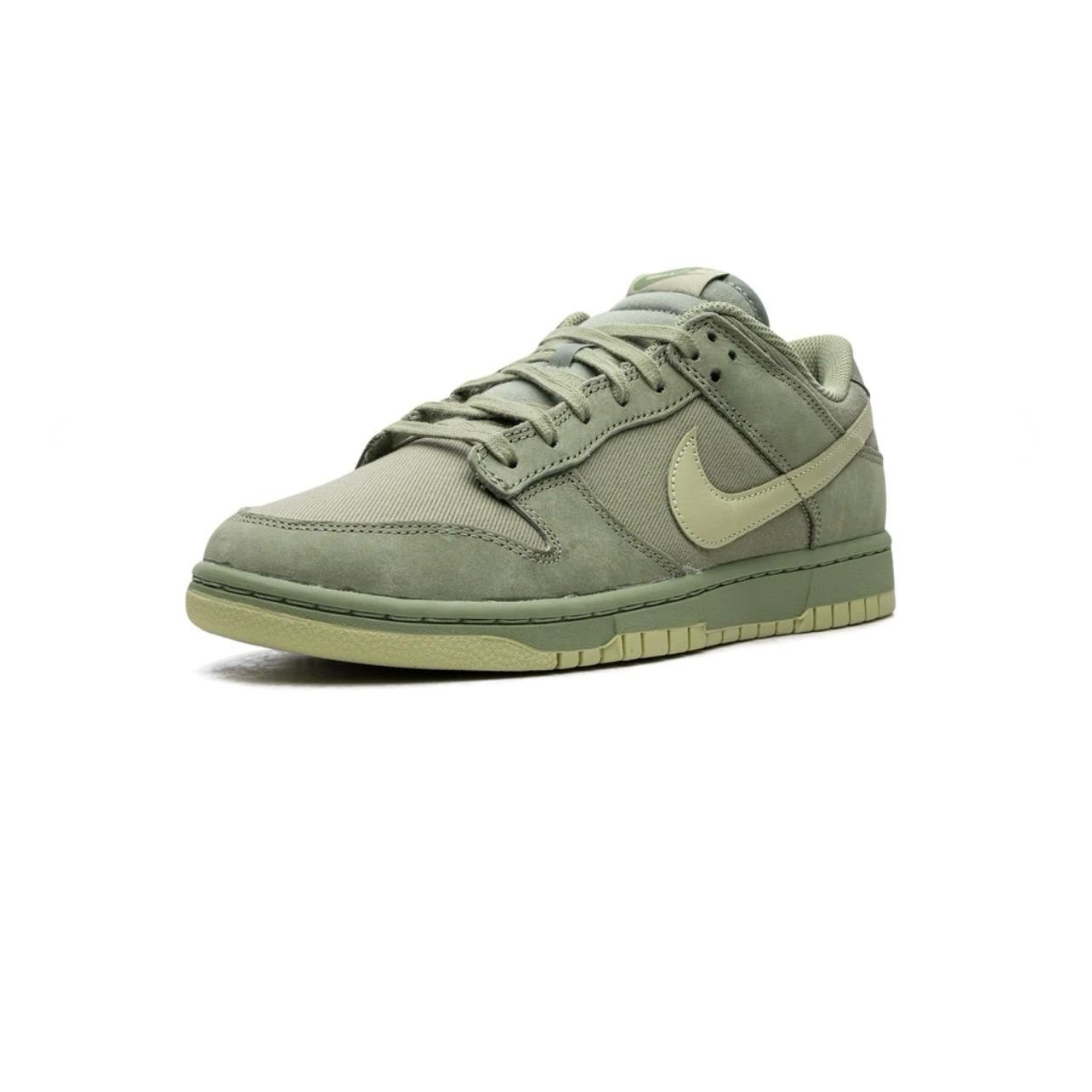 DUNK LOW "OIL GREEN"