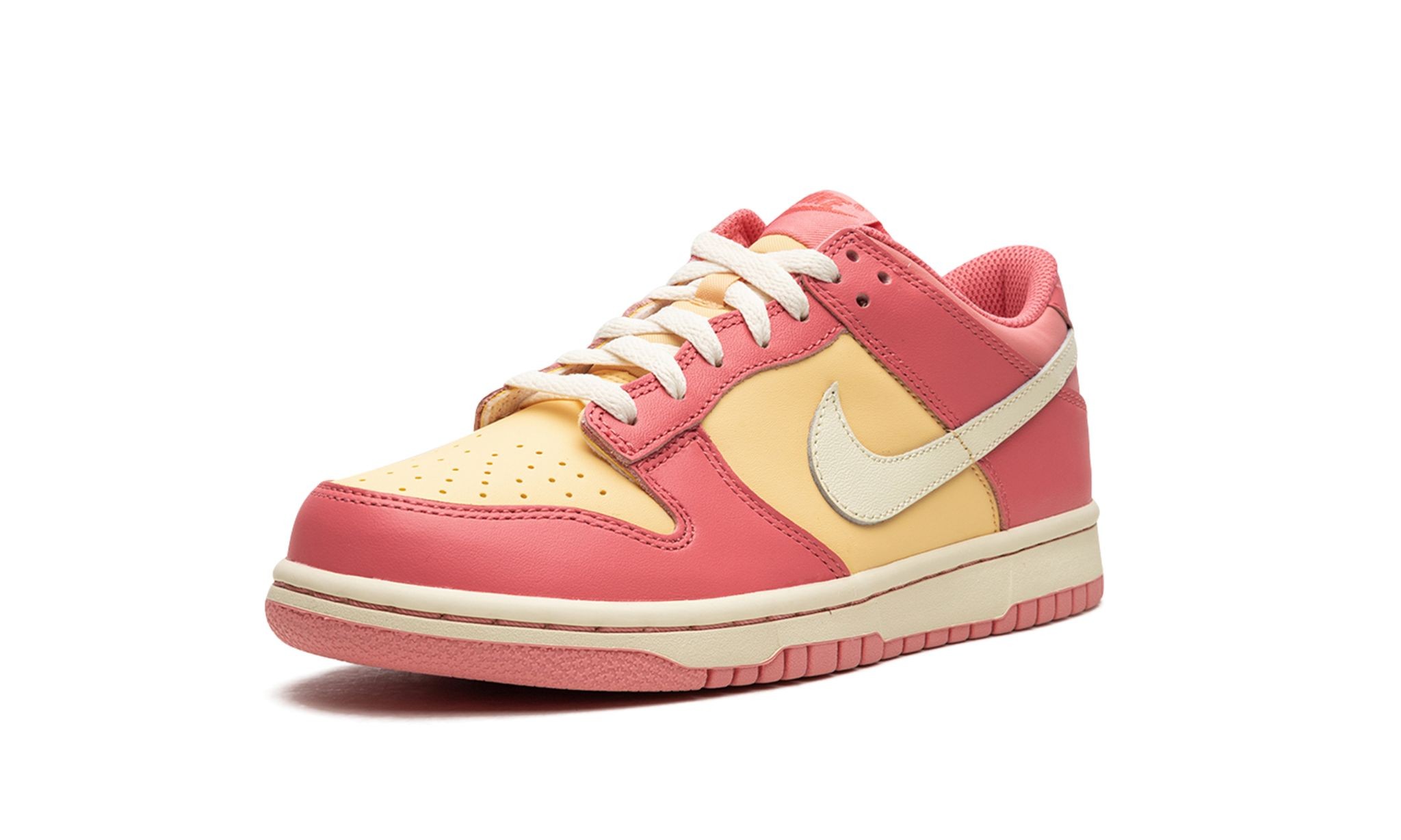 Nike Dunk Low  Strawberry And Peach Flavor