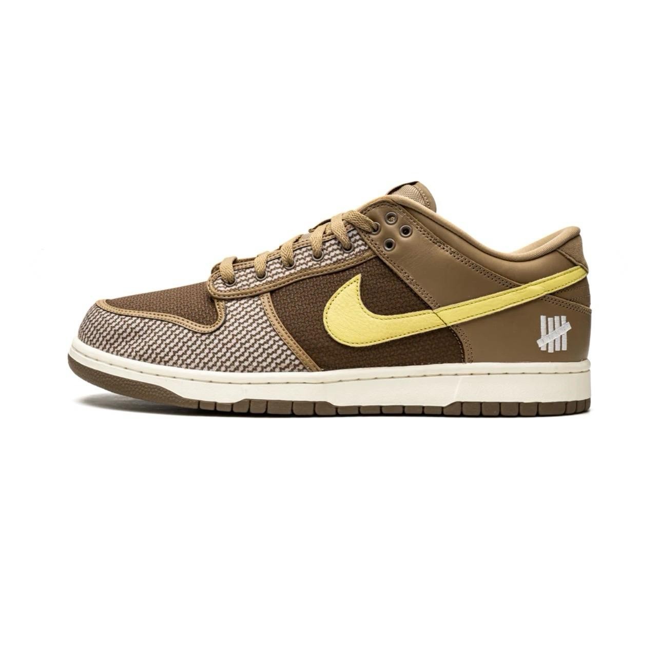 DUNK LOW SP "UNDEFEATED - CANTEEN"