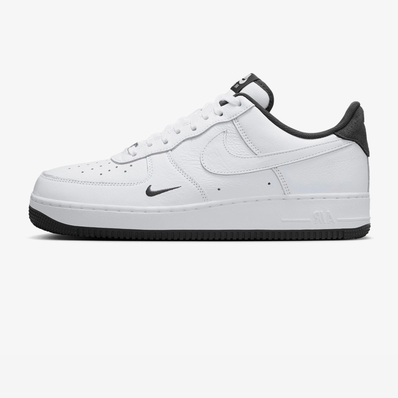 Nike Air Force 1 Soft Black White